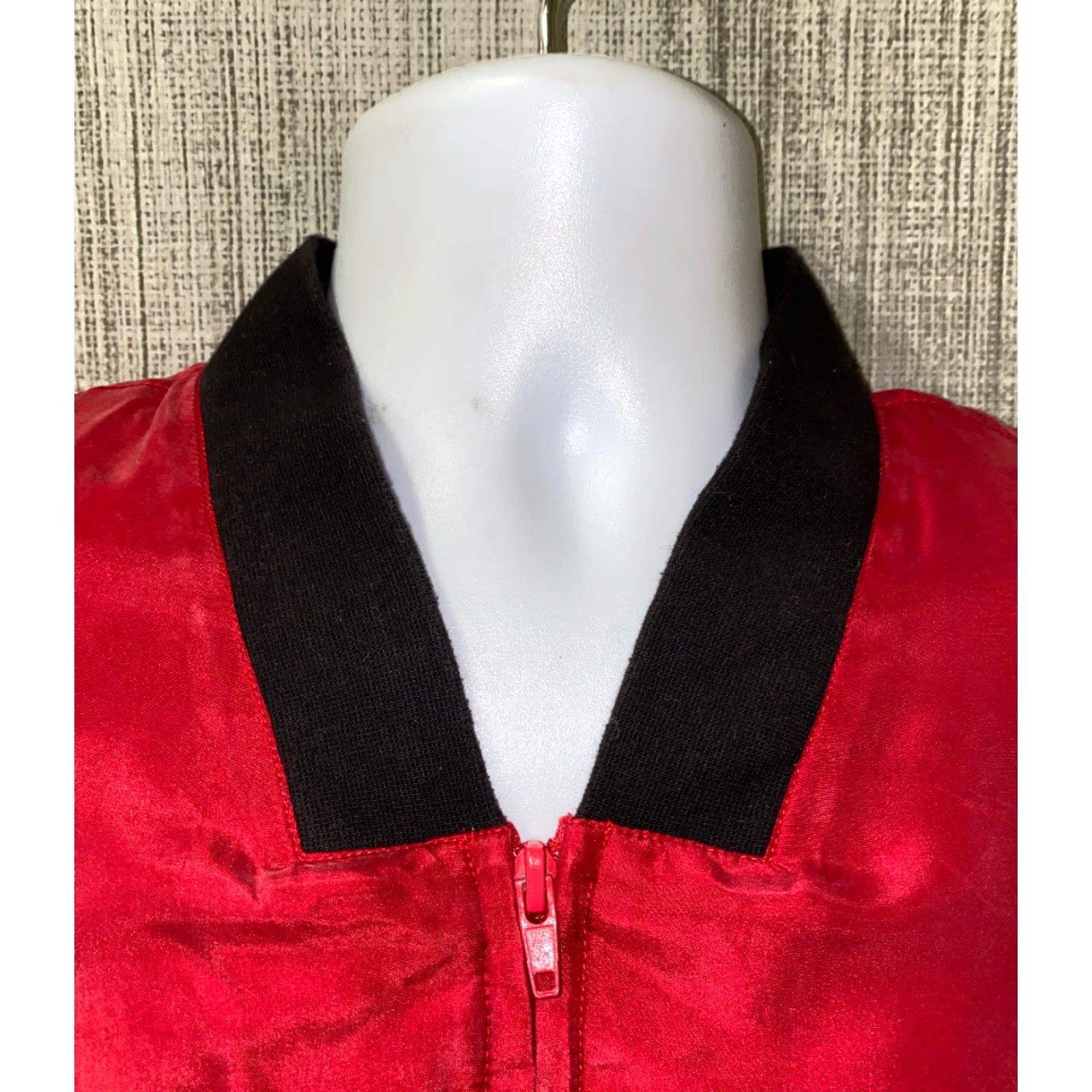 Vintage VINTAGE Diane Gilman Womens Silk Red Full Zip Jacket M Size Size M / US 6-8 / IT 42-44 - 3 Thumbnail