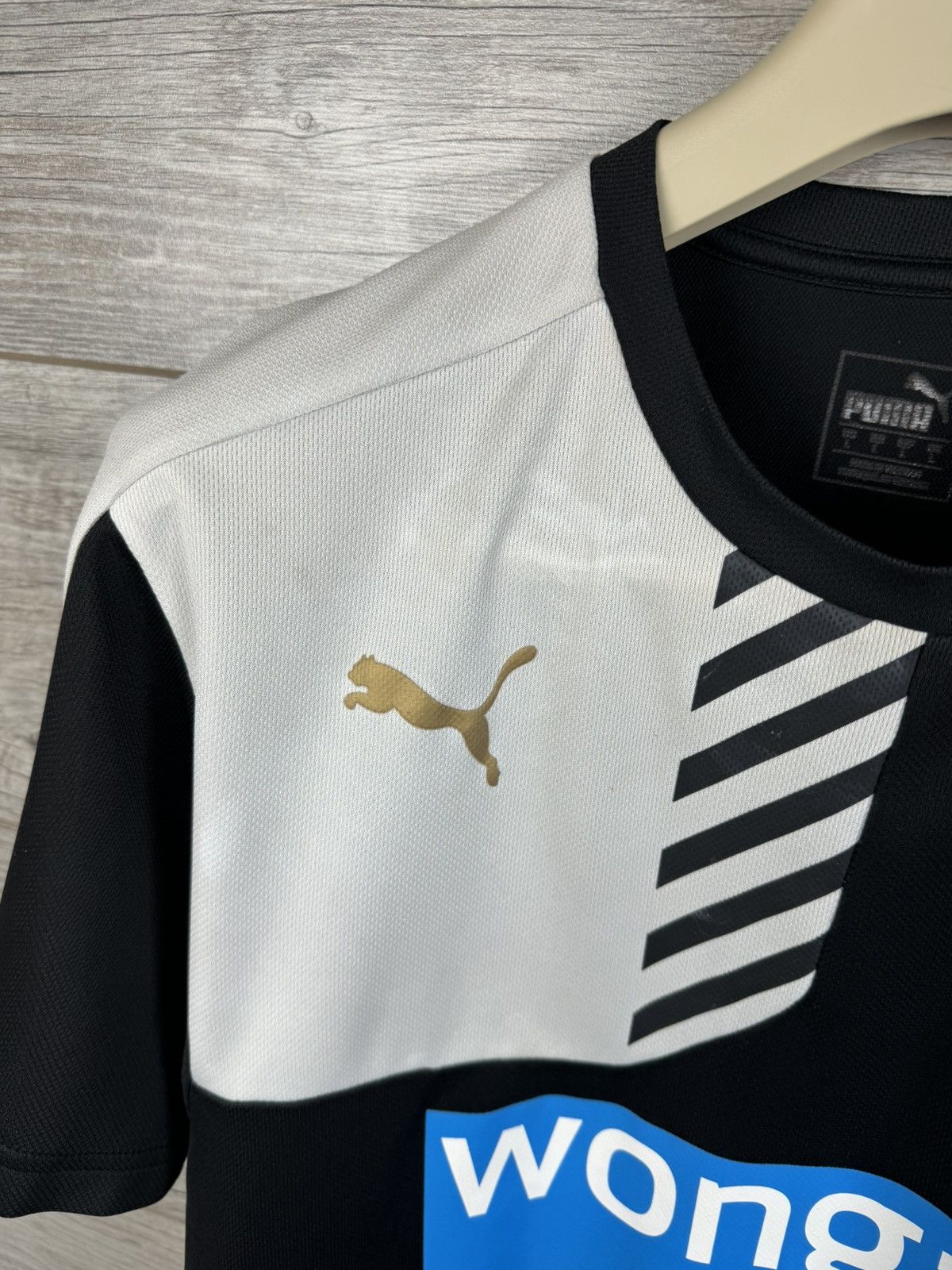 Puma PUMA NEW CASTLE UNITED SOCCER JERSEY Y2K Size M Size US M / EU 48-50 / 2 - 8 Thumbnail