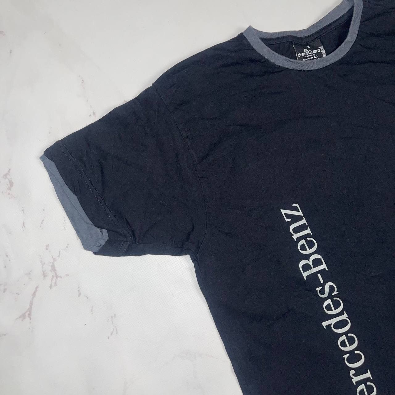 Vintage Vintage Y2K Mercedes-Benz Big Logo T-shirt Size S Size US S / EU 44-46 / 1 - 5 Thumbnail
