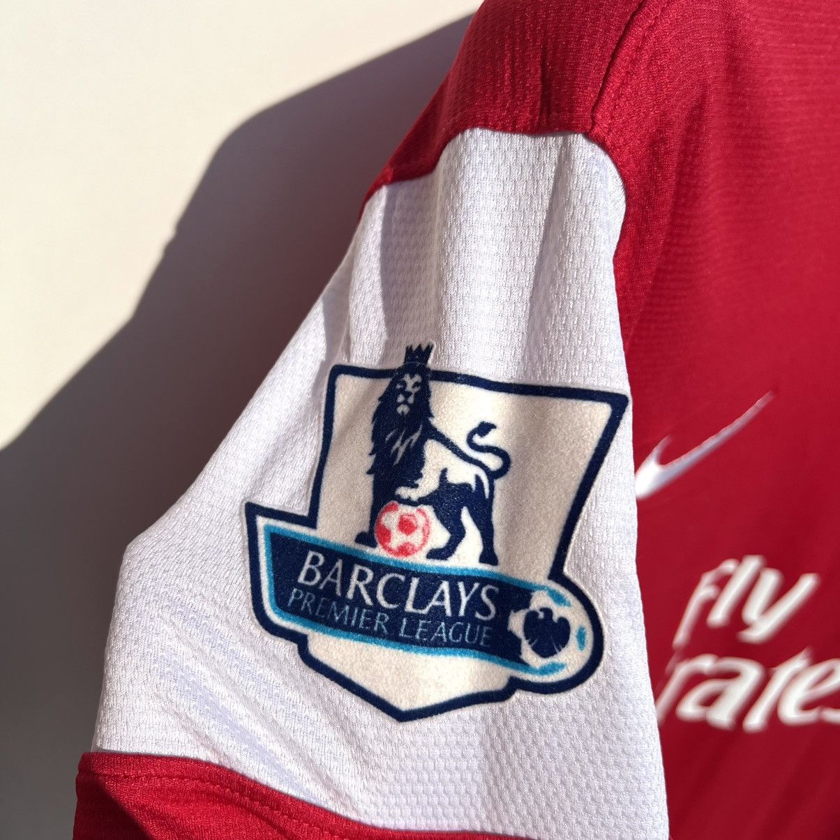 Nike Nike Arsenal soccer t shirt football jersey Size US M / EU 48-50 / 2 - 2 Thumbnail