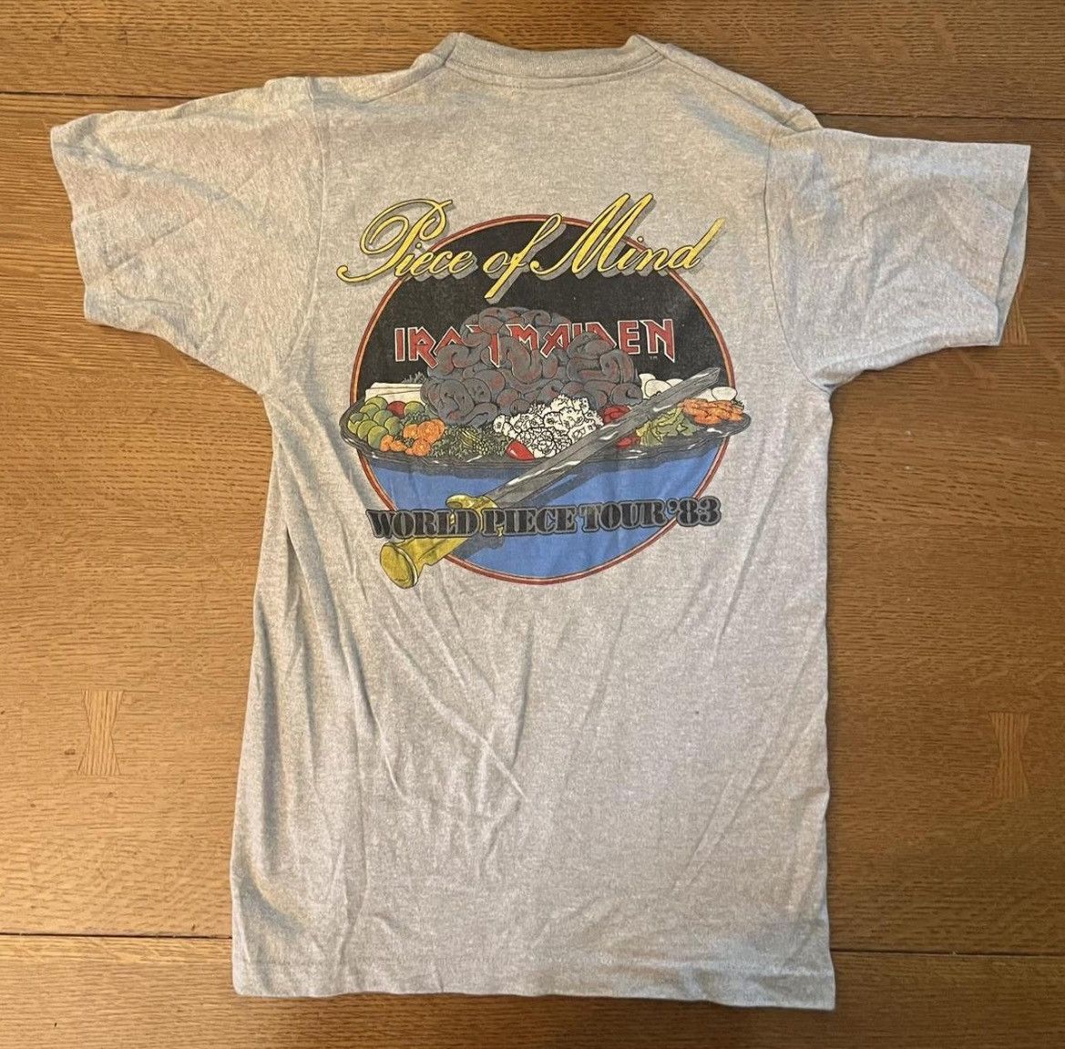 Vintage VINTAGE 80s IRON MAIDEN “PIECE OF MIND” TOUR 1983 BAND TEE Size US S / EU 44-46 / 1 - 3 Thumbnail
