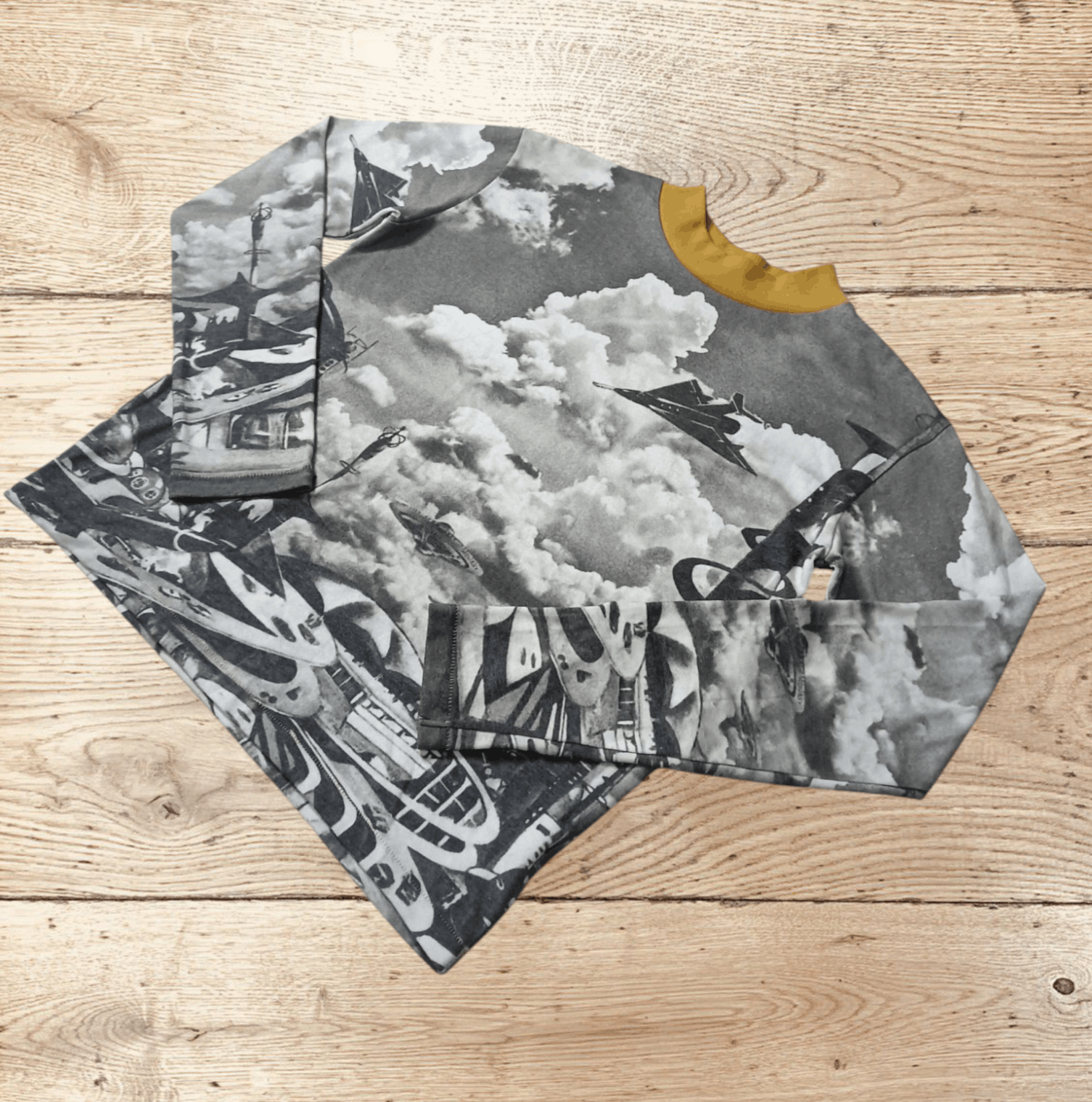 Japanese Brand × MOUSSY Moussy Full Print Art Size ONE SIZE - 5 Thumbnail
