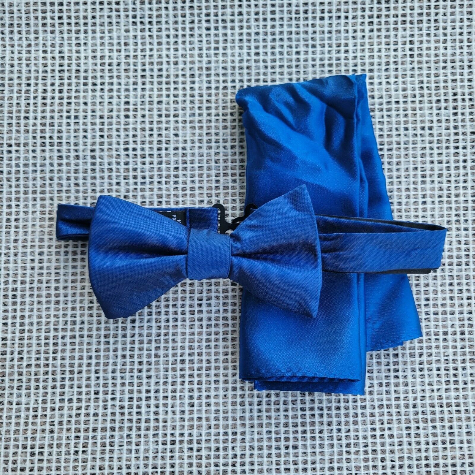 Alfani Alfani Men's Silk Bowtie and Pocket Square Combo. Size ONE SIZE - 1 Thumbnail