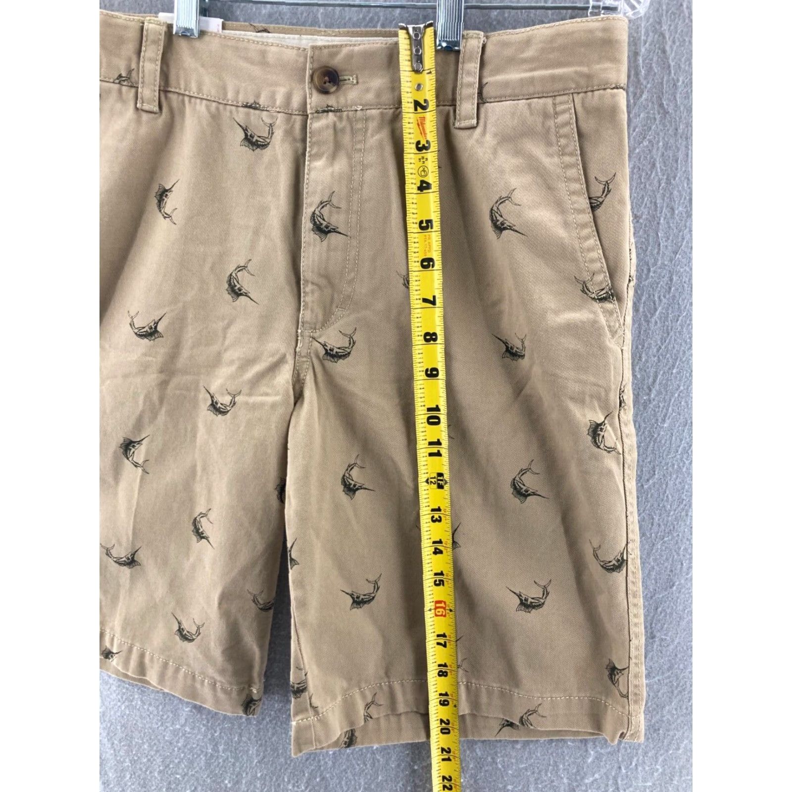 Izod IZOD Shorts Mens 30 x 10.5 Inseam Khaki Cotton Marlin Print NWT Beige Chino Casual 30 Inseam Mens IZOD Shorts Size US 30 / EU 46 - 3 Thumbnail
