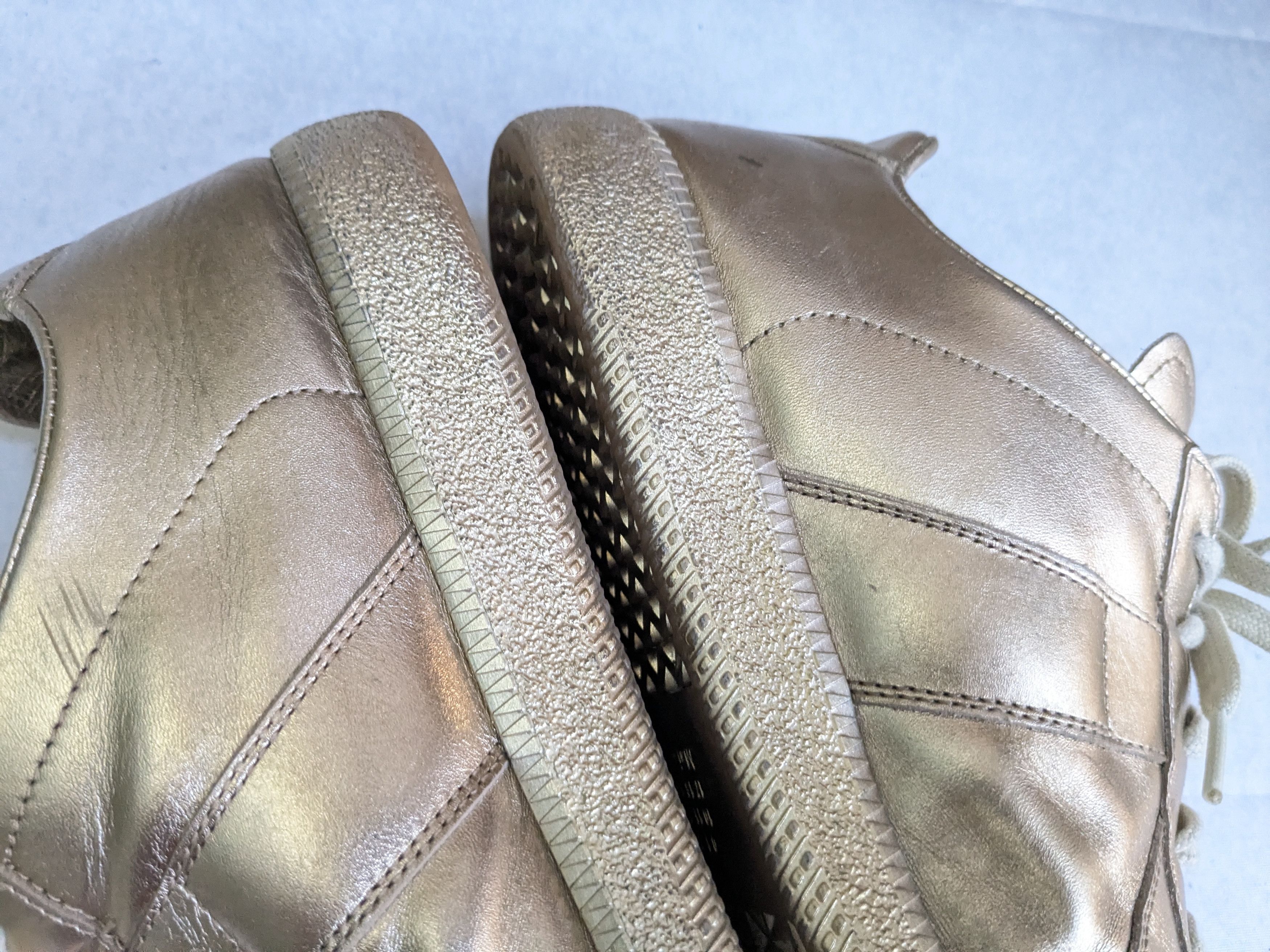 Maison Margiela Maison Margiela GAT Replica Gold 11 44 Low Tops Size US 11 / EU 44 - 16 Thumbnail