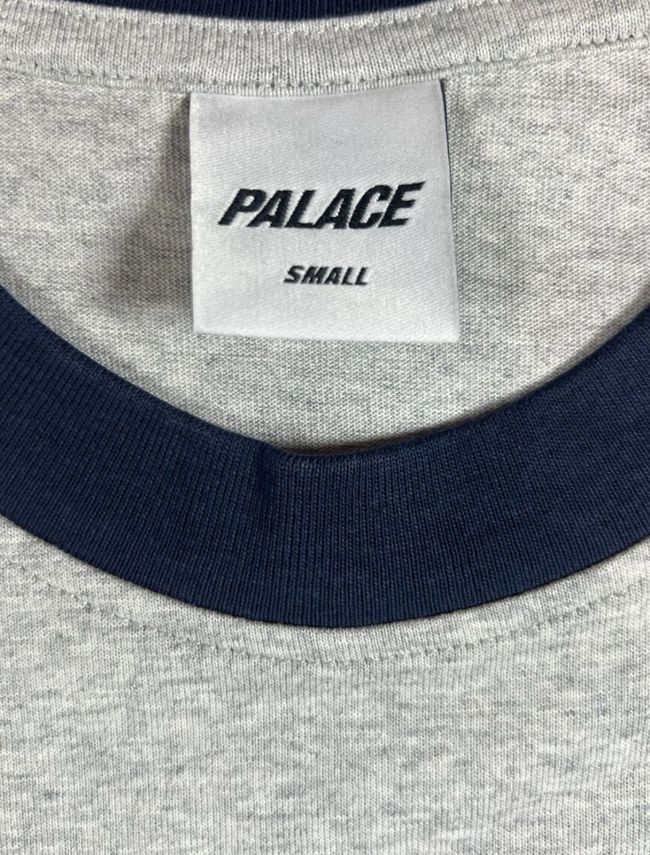 Palace Palace FW25 Kawaii Raglan Longsleeve Tee Size US S / EU 44-46 / 1 - 5 Thumbnail