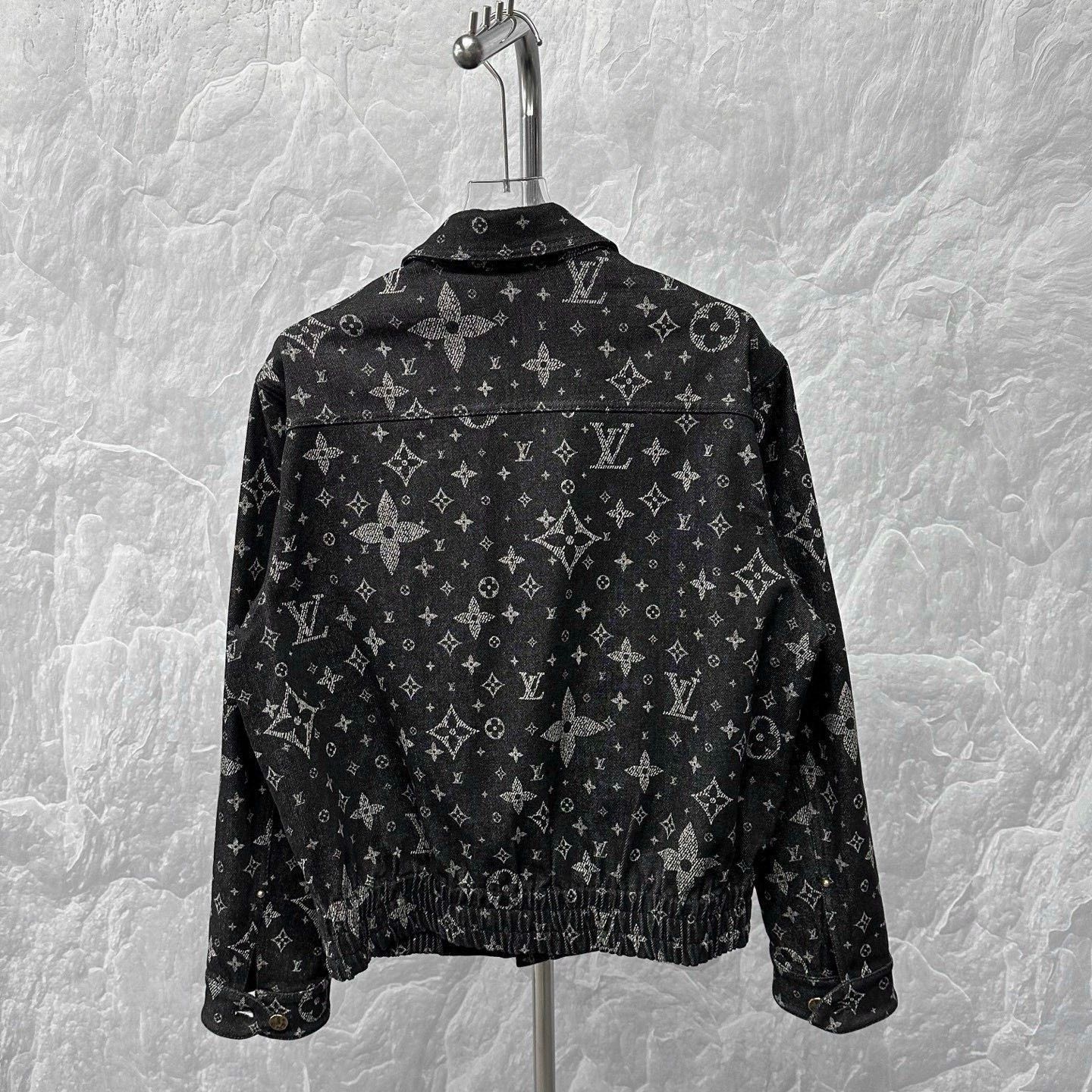 Louis Vuitton Louis Vuitton SS24 Monogram Denim Jacket Size US L / EU 52-54 / 3 - 4 Thumbnail