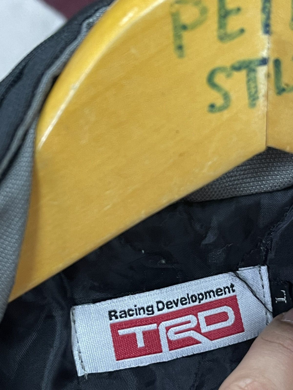 Vintage Vintage Toyota Racing Development Jacket Size US L / EU 52-54 / 3 - 12 Thumbnail