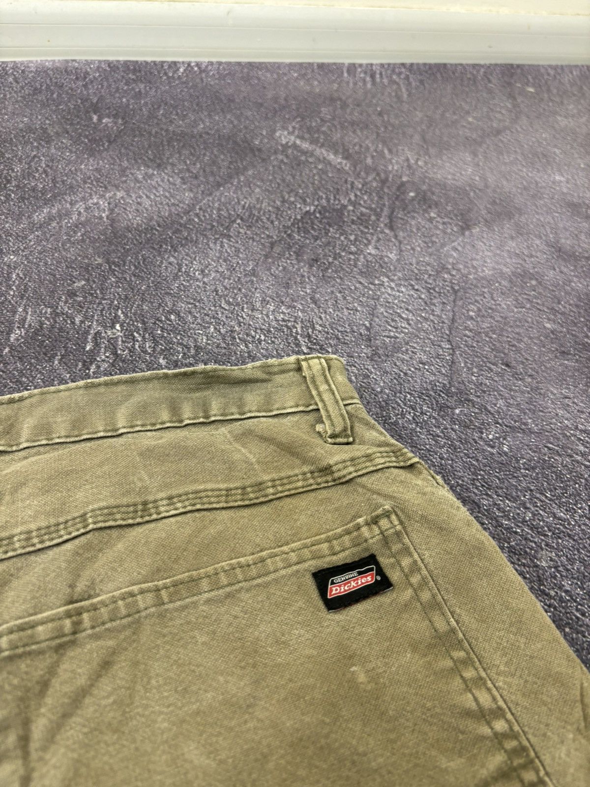 Dickies Vintage Dickies Y2K American Olive Hype Cropped Baggy Shorts Size US 38 / EU 54 - 7 Thumbnail