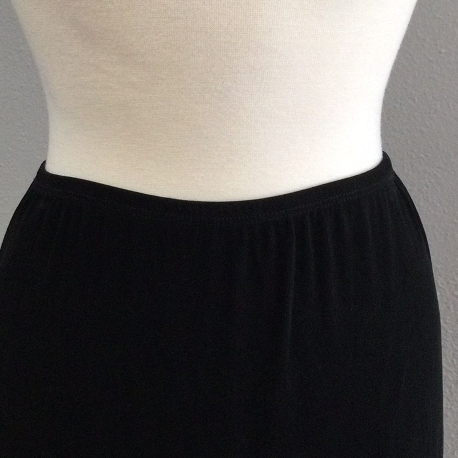 Chicos Chico's Travelers Black Side Split Audrey Skirt 3/XL/16 NWT Size 38" / US 16 / IT 52 - 2 Thumbnail