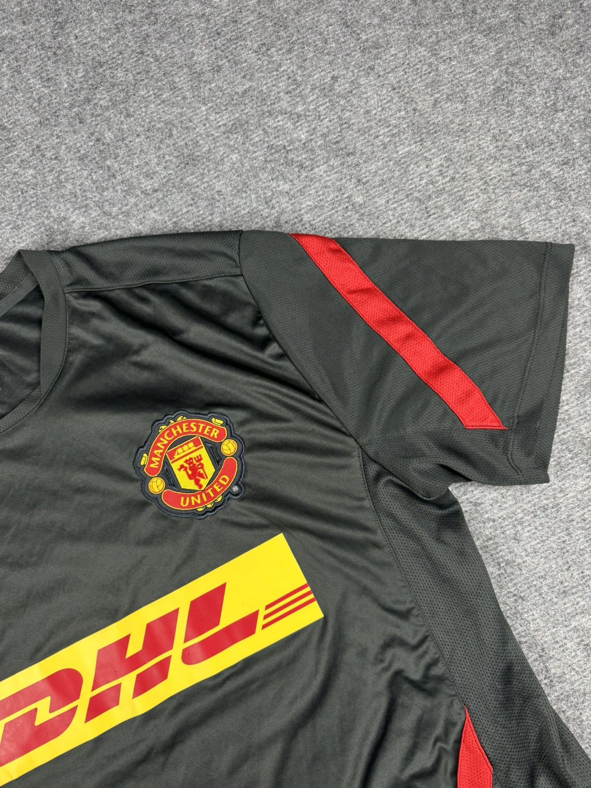 Nike Manchester United 2012 2013 training tshirt trickot Size US XL / EU 56 / 4 - 2 Thumbnail