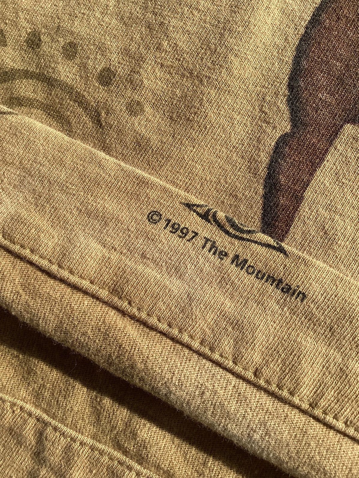 The Mountain VTG 97 the mountain hieroglyphics native cave drawings AOP T Size US XS / EU 42 / 0 - 4 Thumbnail