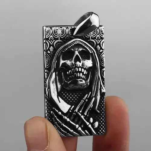 Other Carved Stereo Card Skull Necklace Size ONE SIZE - 2 Thumbnail