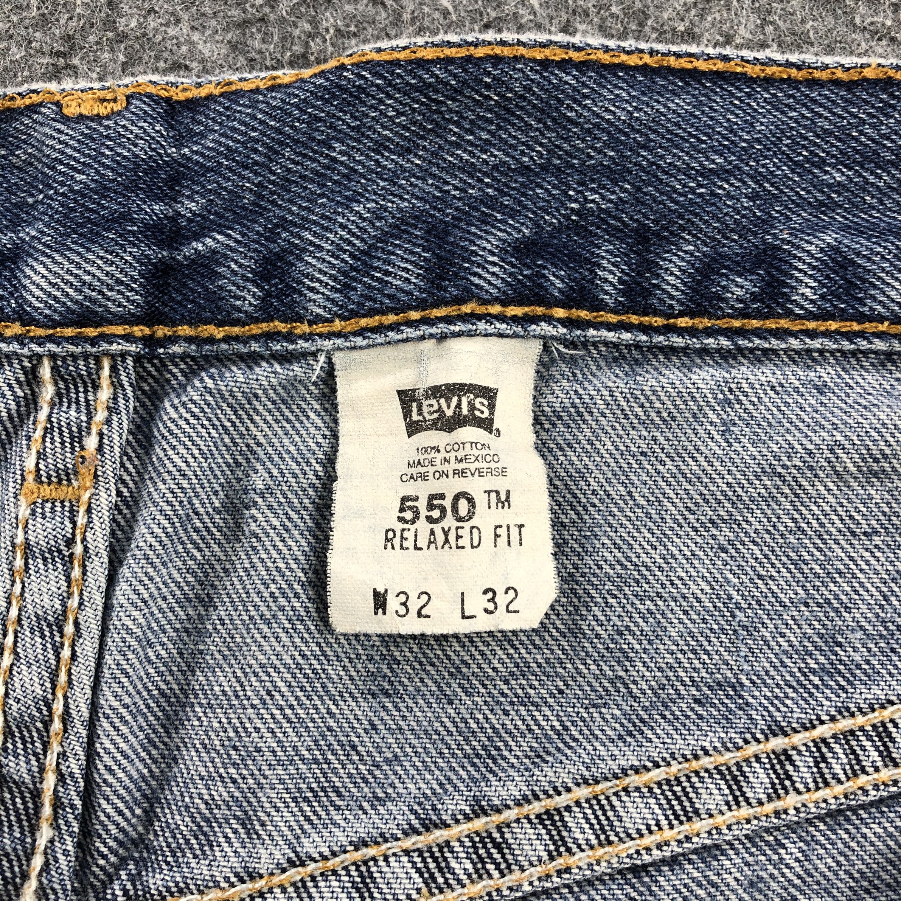 Levi's Vintage Levis 550 Jeans Faded Blue Stone Wash Denim-J990 Size US 32 / EU 48 - 10 Thumbnail