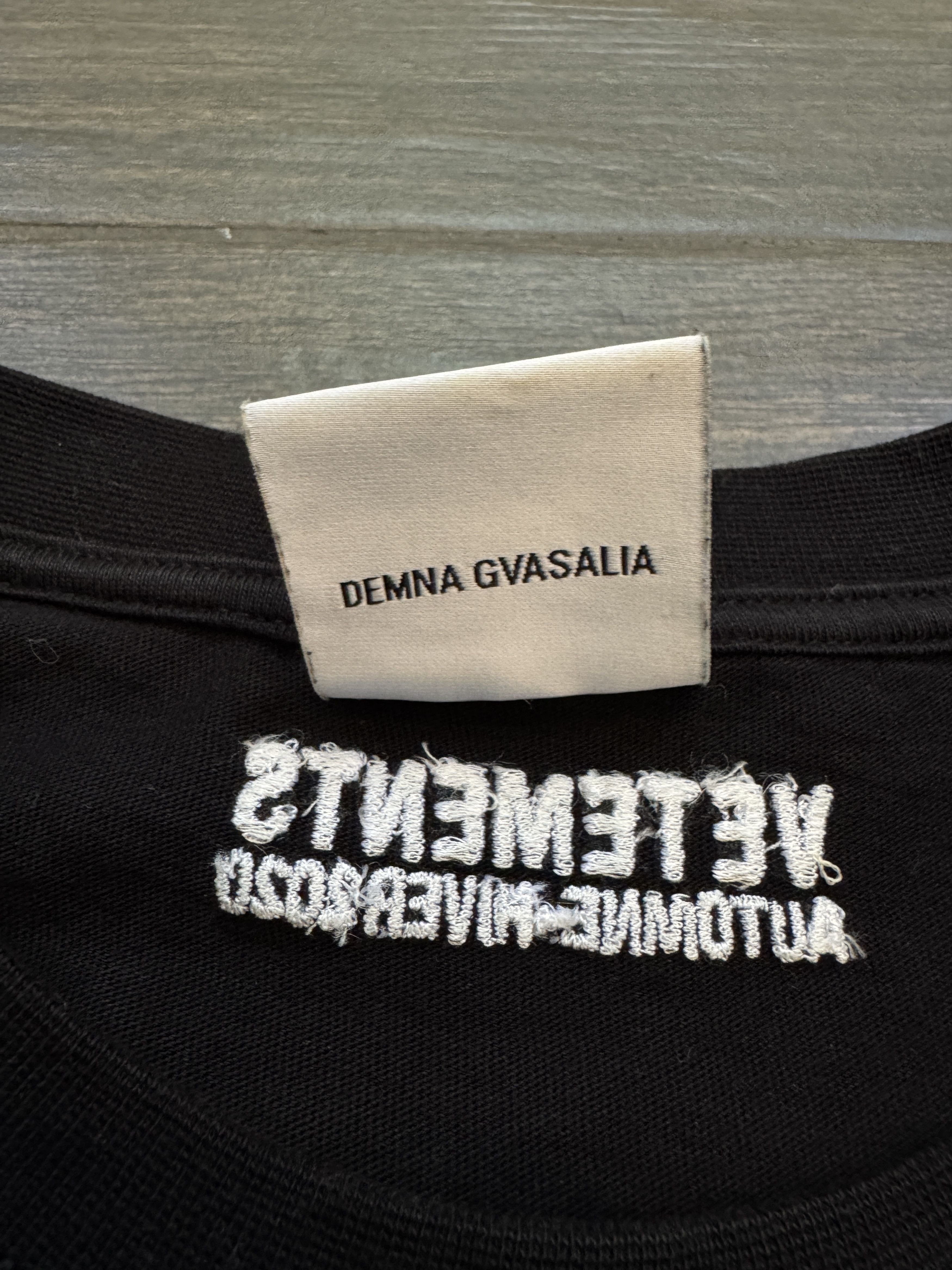 Vetements Vetements Shock Site Faces of Death Warning Tee Size US L / EU 52-54 / 3 - 6 Thumbnail
