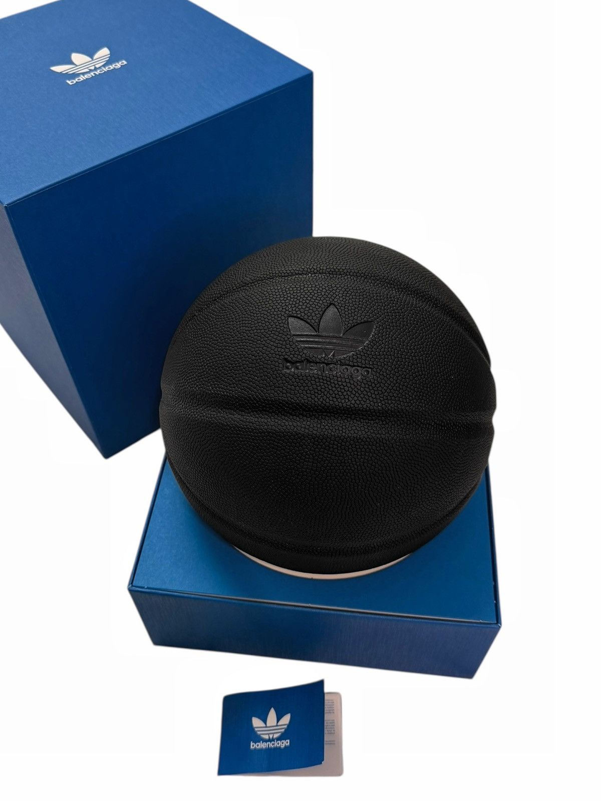 Adidas × Balenciaga Adidas Triple Black Basketball w/ Pump Size ONE SIZE - 1 Thumbnail