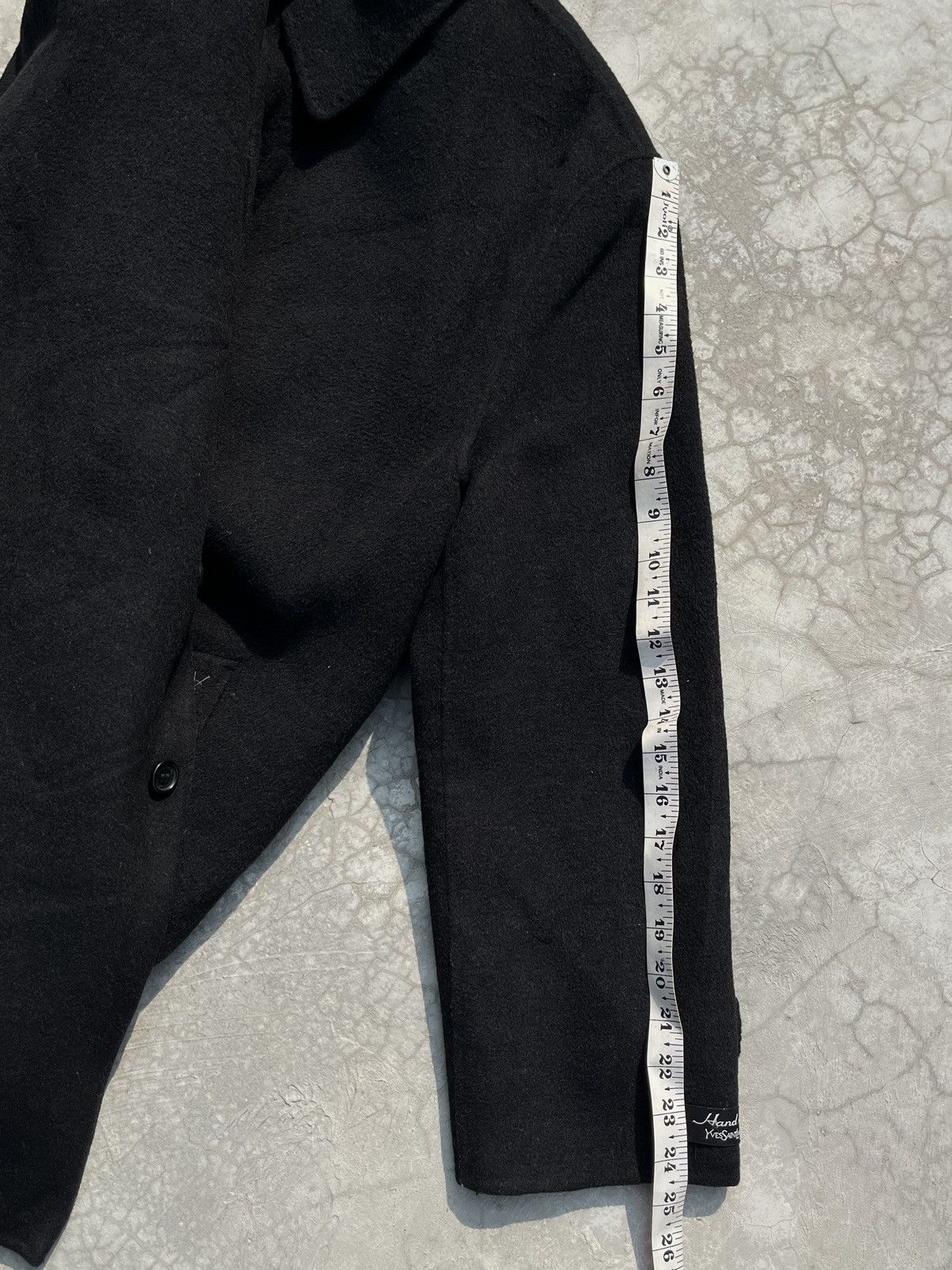 Yves Saint Laurent YVES SAINT LAURENT HEAVY WOOLLEN COAT Size US M / EU 48-50 / 2 - 12 Thumbnail