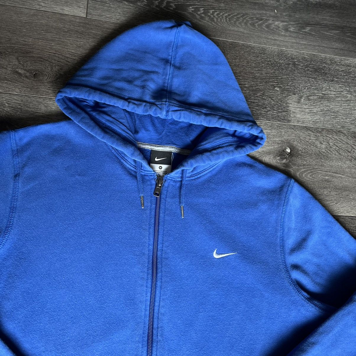 Nike Vintage 2000s Nike Zip Up Basic Swoosh Logo Pullover Hoodie Size US M / EU 48-50 / 2 - 2 Thumbnail