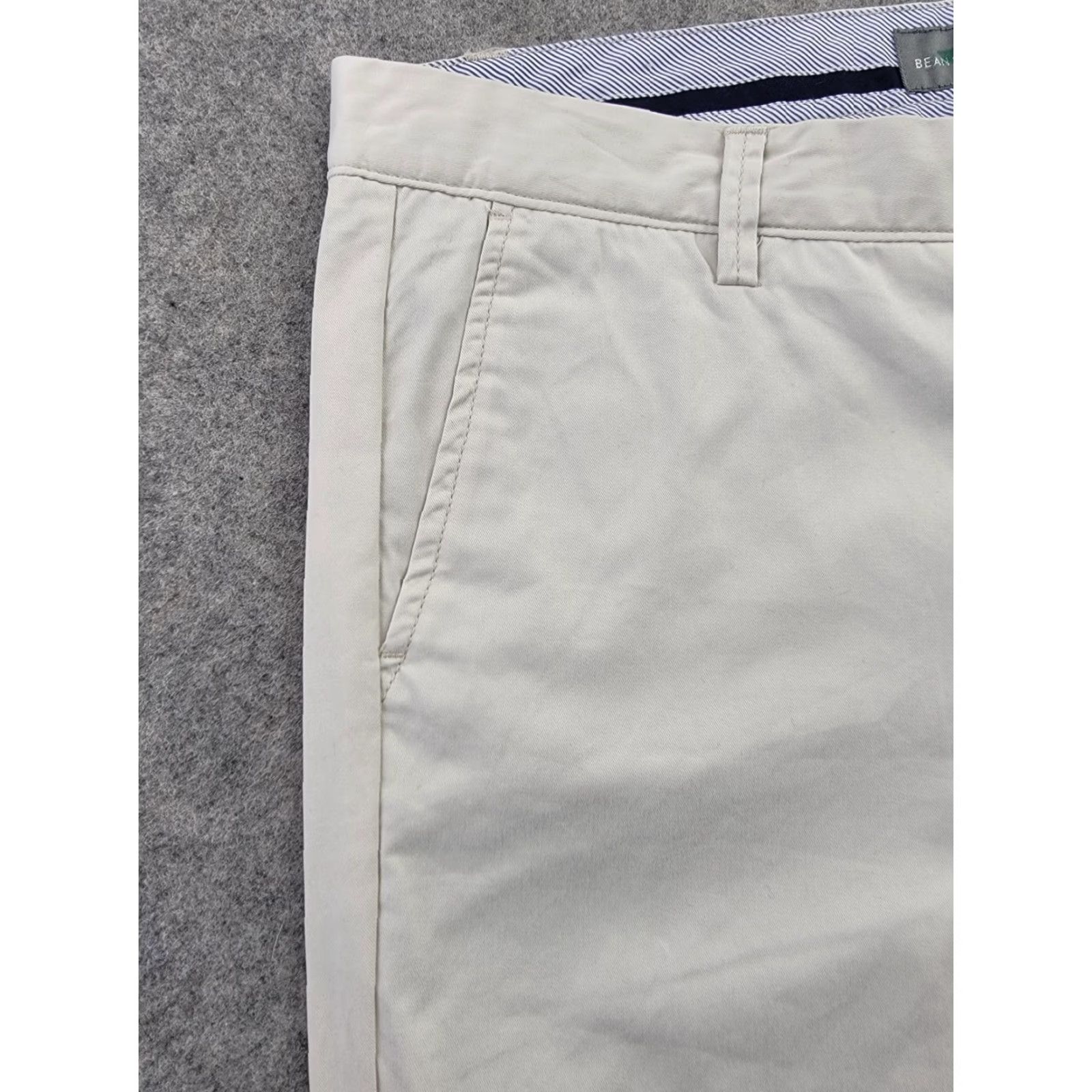 Vintage LL Bean Signature Pants Mens 35x32 Beige Lightweight Chino 100% Cotton Regular Inseam 32 Size US 35 - 2 Thumbnail