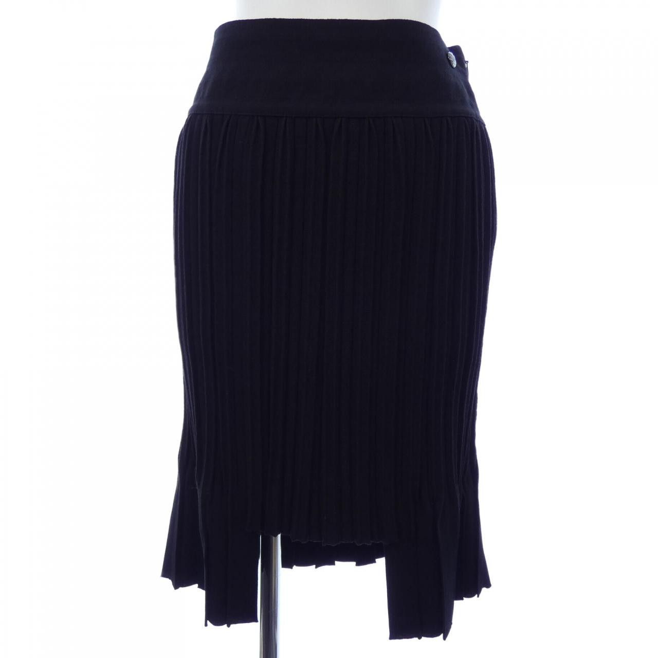 Chanel Chanel Chanel Skirt Others Skirts P47639K06070 DUTY FREE for USA Size ONE SIZE - 1 Thumbnail