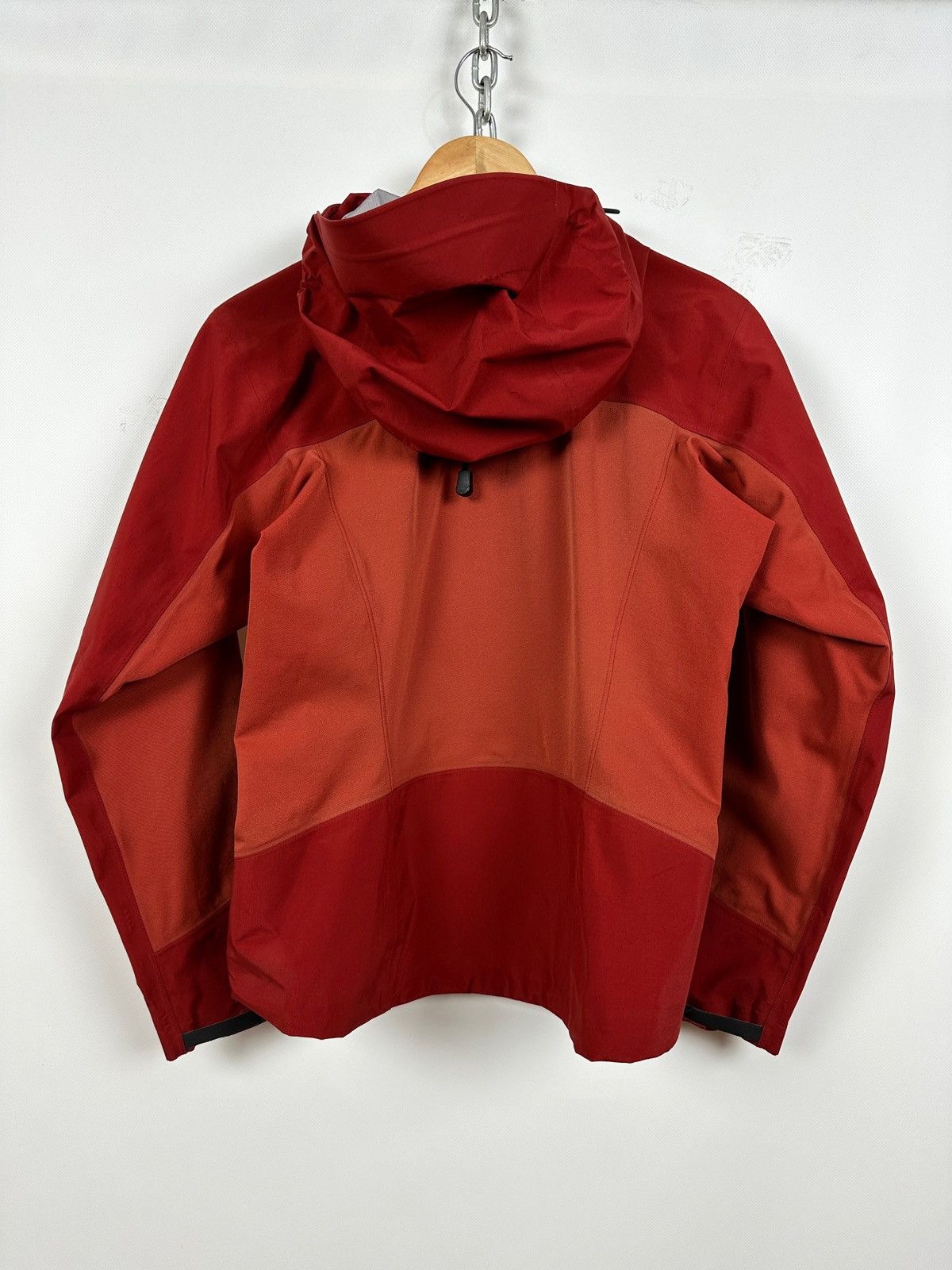 Arc'teryx Vintage Arcteryx Women’s Gamma MX Red Jacket Size XS / US 0-2 / IT 36-38 - 2 Thumbnail