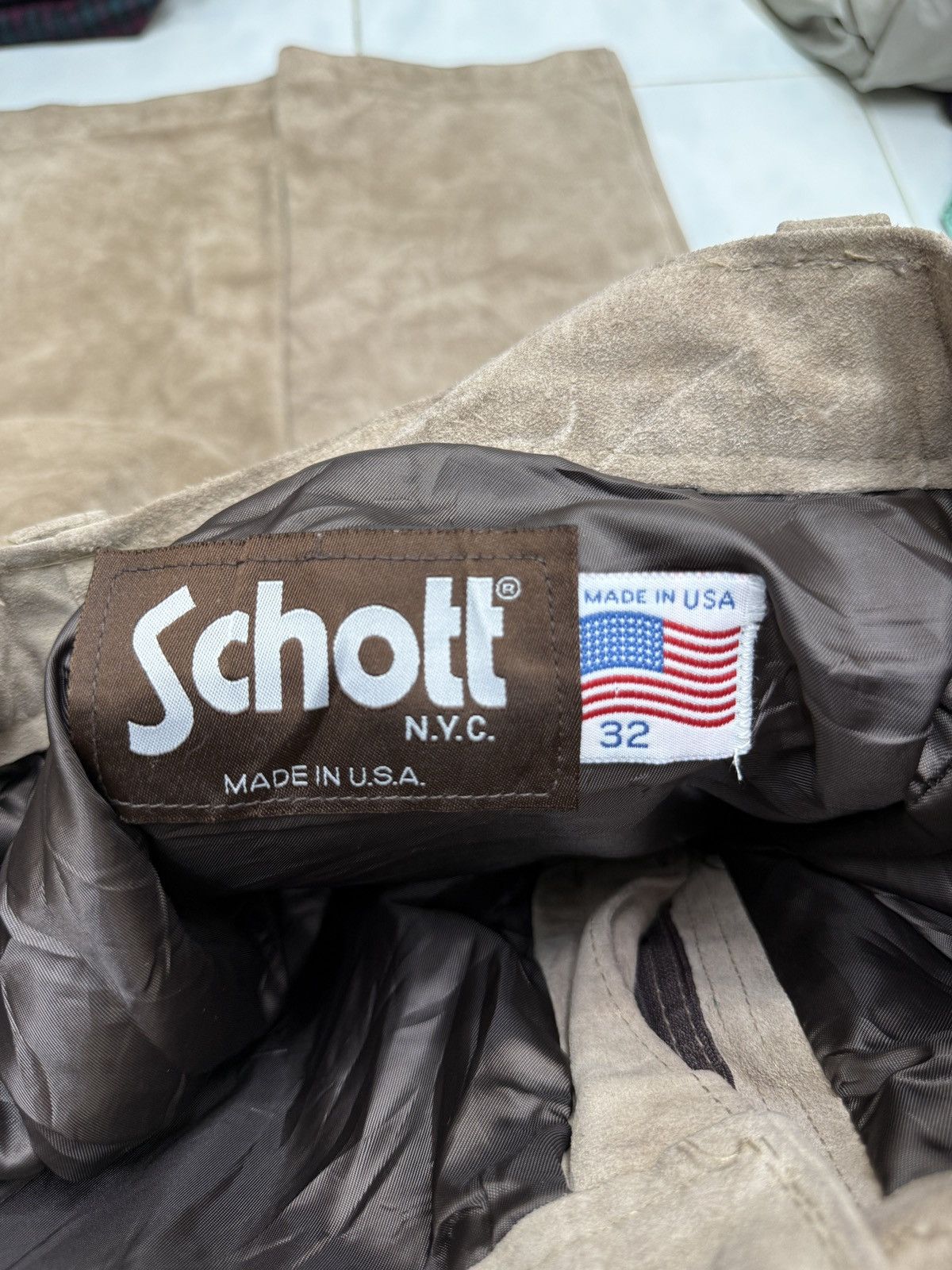 Schott 🔥🔥🔥STEALS VTG SCHOTT BROSS LEATHER PANTS Size US 31 - 8 Thumbnail