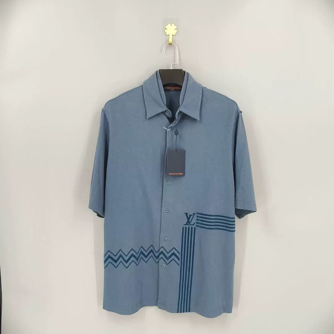 Louis Vuitton Louis Vuitton Blue Flocked Logo Knit Shirt Size US S / EU 44-46 / 1 - 1 Thumbnail