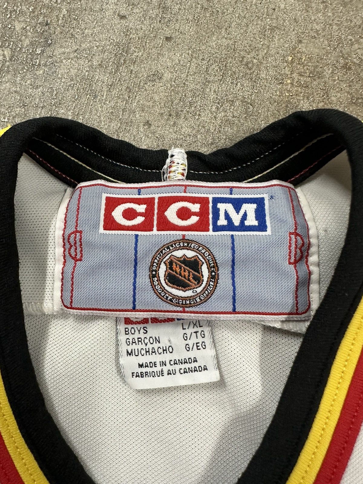 Ccm Vintage 90s CCM Vancouver Canucks Flying Skate Jersey Size US XS / EU 42 / 0 - 20 Thumbnail