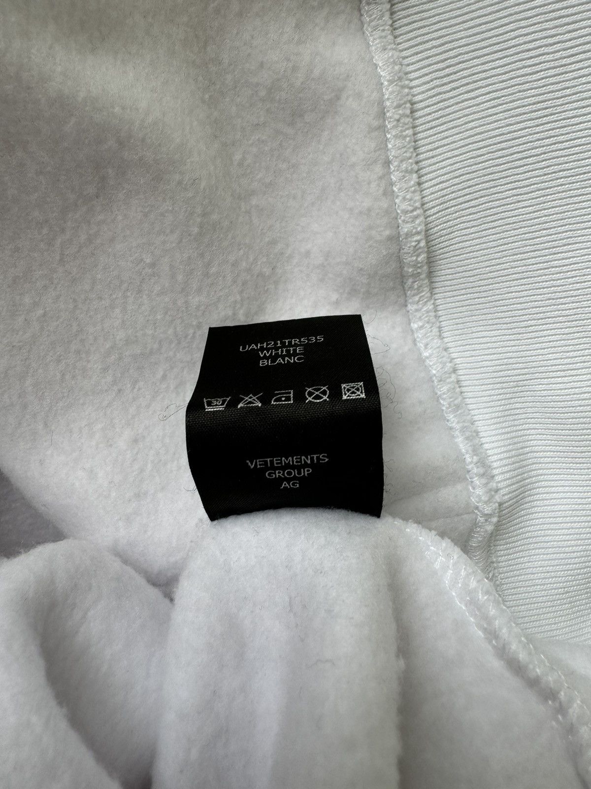 Vetements Vetements Logo-print cotton-blend hooded sweatshirt Size US M / EU 48-50 / 2 - 8 Thumbnail