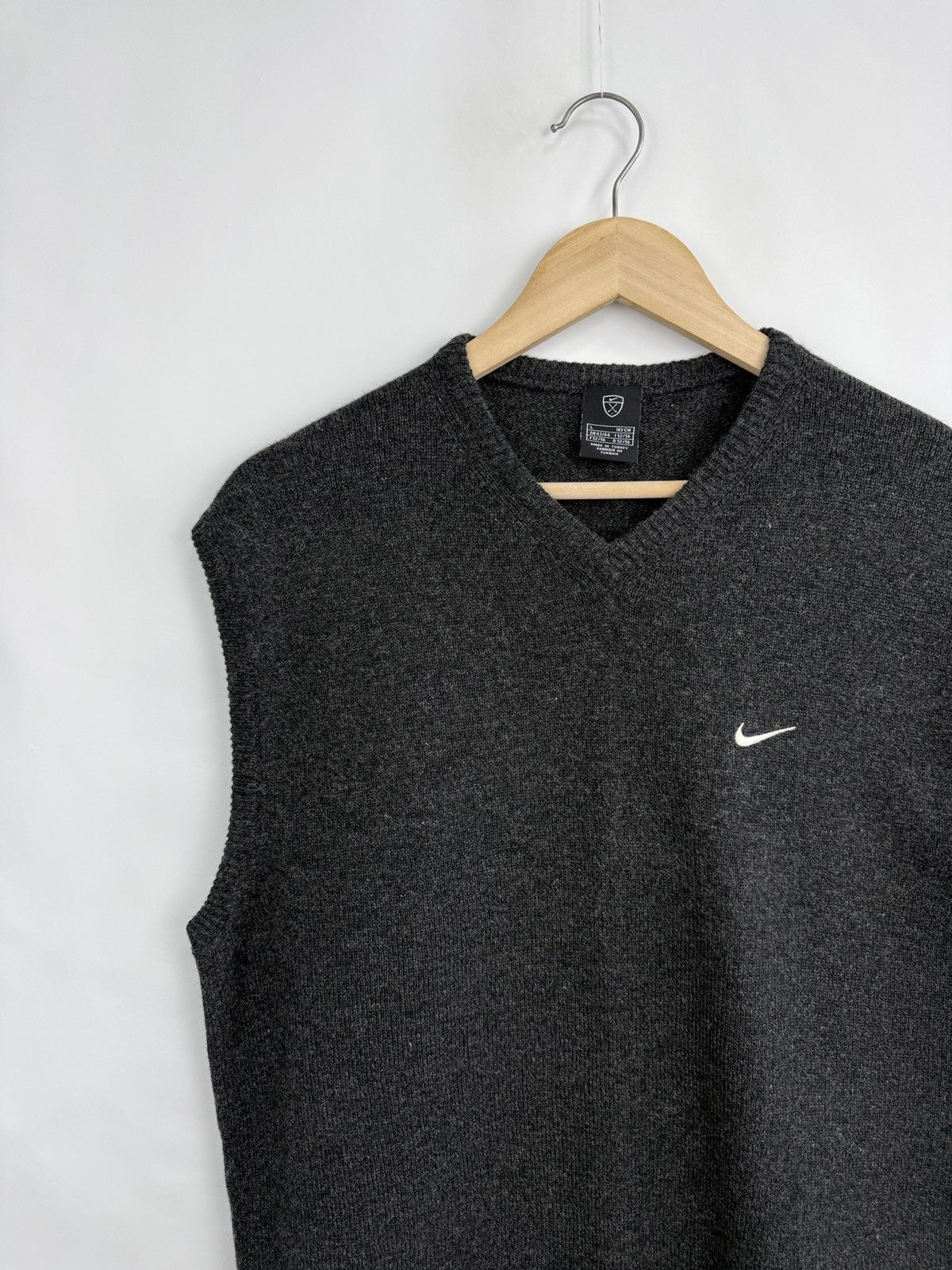 Nike × Tiger Woods 🇺🇸 Vintage 90s Nike Golf Wool Vest Swoosh Small Logo Y2K Rare Size US L / EU 52-54 / 3 - 3 Thumbnail