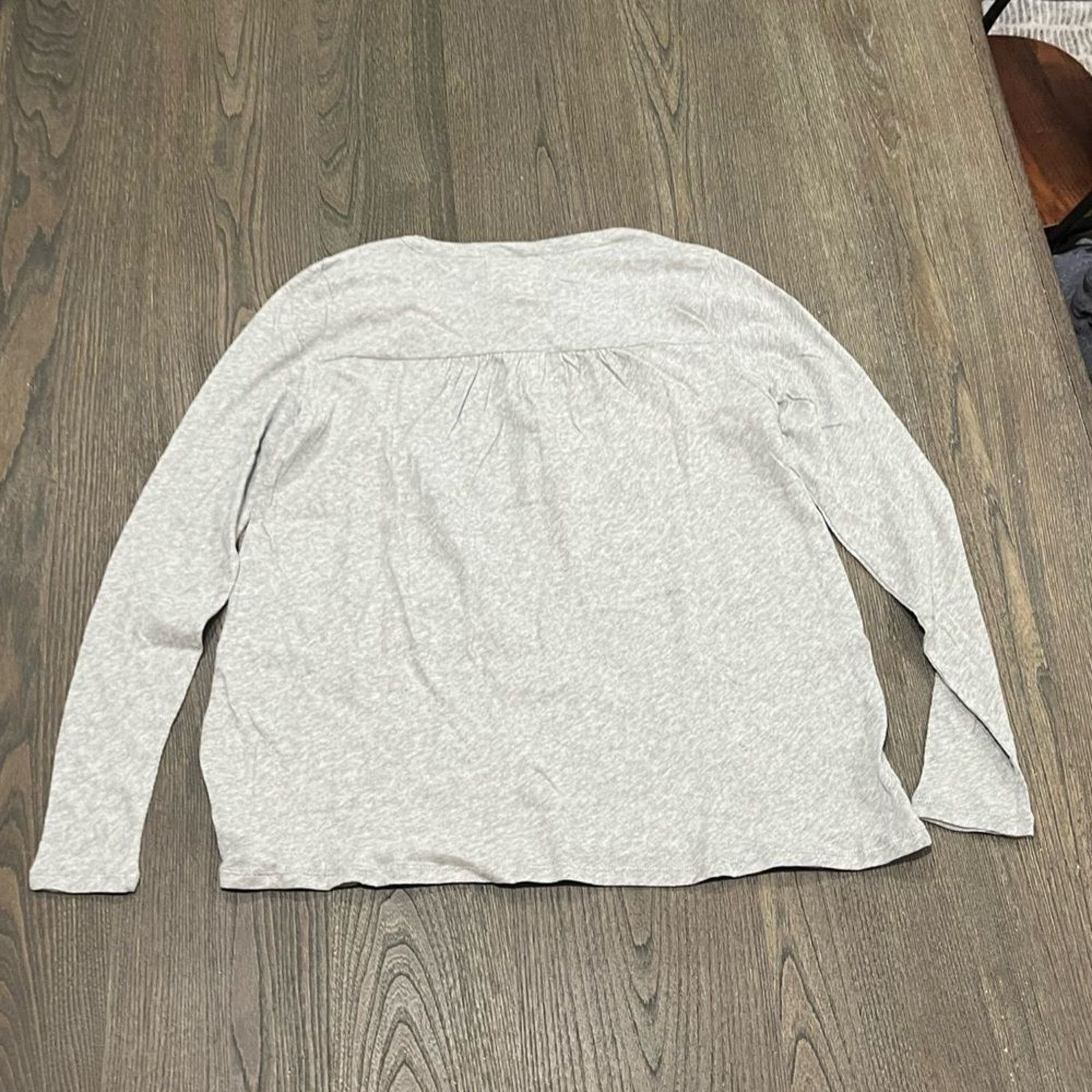 Vintage NWT Chaser Heathered Gray Long Sleeve Ruffled T-Shirt Sz S Size S / US 4 / IT 40 - 5 Thumbnail