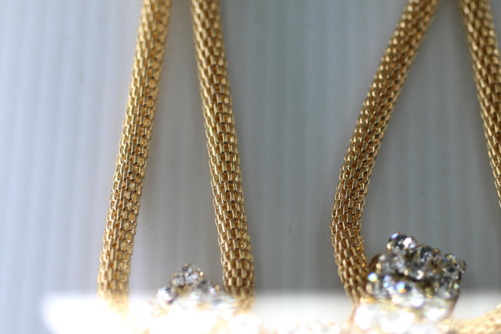 The Unbranded Brand Vintage Gold Tone Multi Necklace Rhinestone Circle Pendant Size ONE SIZE - 6 Thumbnail