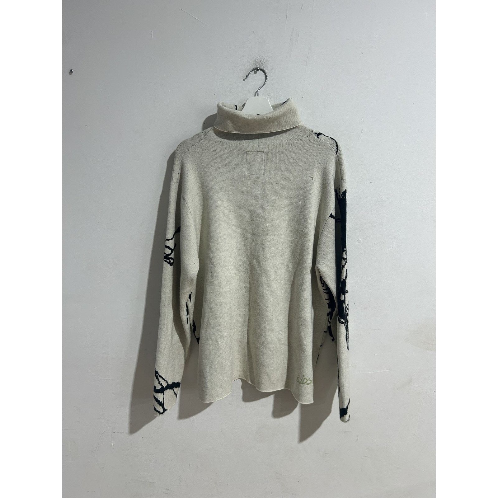 KidSuper KID SUPER SCRIBBLE WOMAN SWEATER WHITE LARGE PREOWNED Size US L / EU 52-54 / 3 - 2 Thumbnail