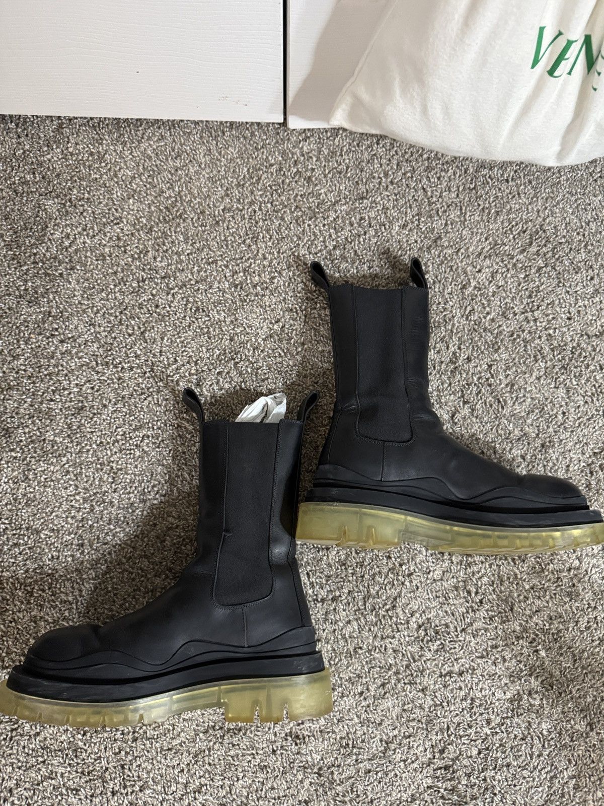 Bottega Veneta Bottega Veneta Lug Chelsea Boots Size US 7 / EU 40 - 2 Thumbnail