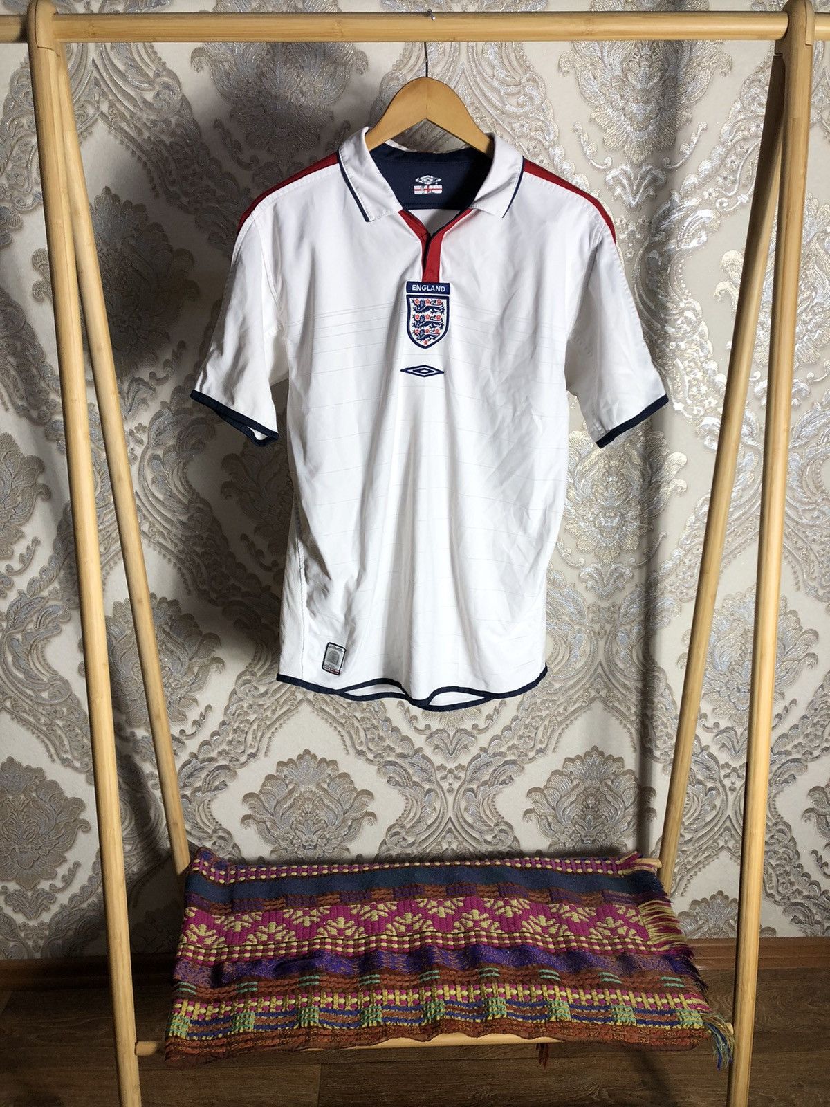 Vintage VERY RARE UMBRO ENGLAND RETRO SOCCER JERSEY MANCHESTER 90s Size US M / EU 48-50 / 2 - 1 Thumbnail