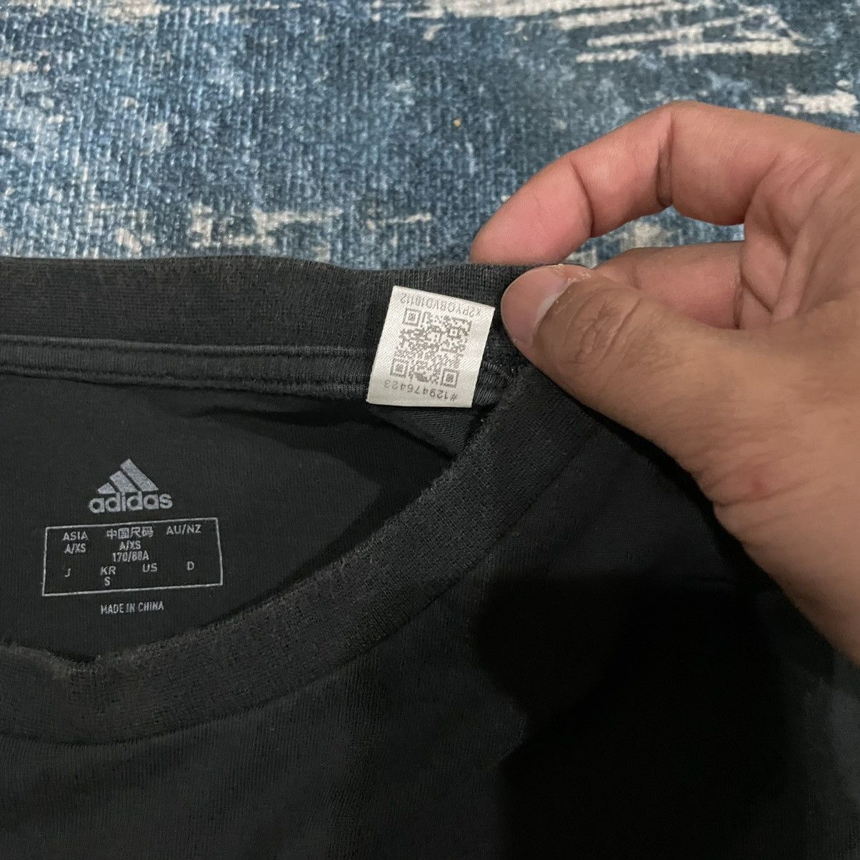 Adidas Adidas Small Logo T-shirt Size US S / EU 44-46 / 1 - 5 Thumbnail
