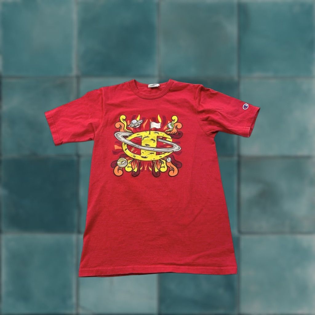 Champion Champion Shirt Men’s Small Red Short Sleeve Crew Neck UFO Graphic Print Size US S / EU 44-46 / 1 - 1 Thumbnail