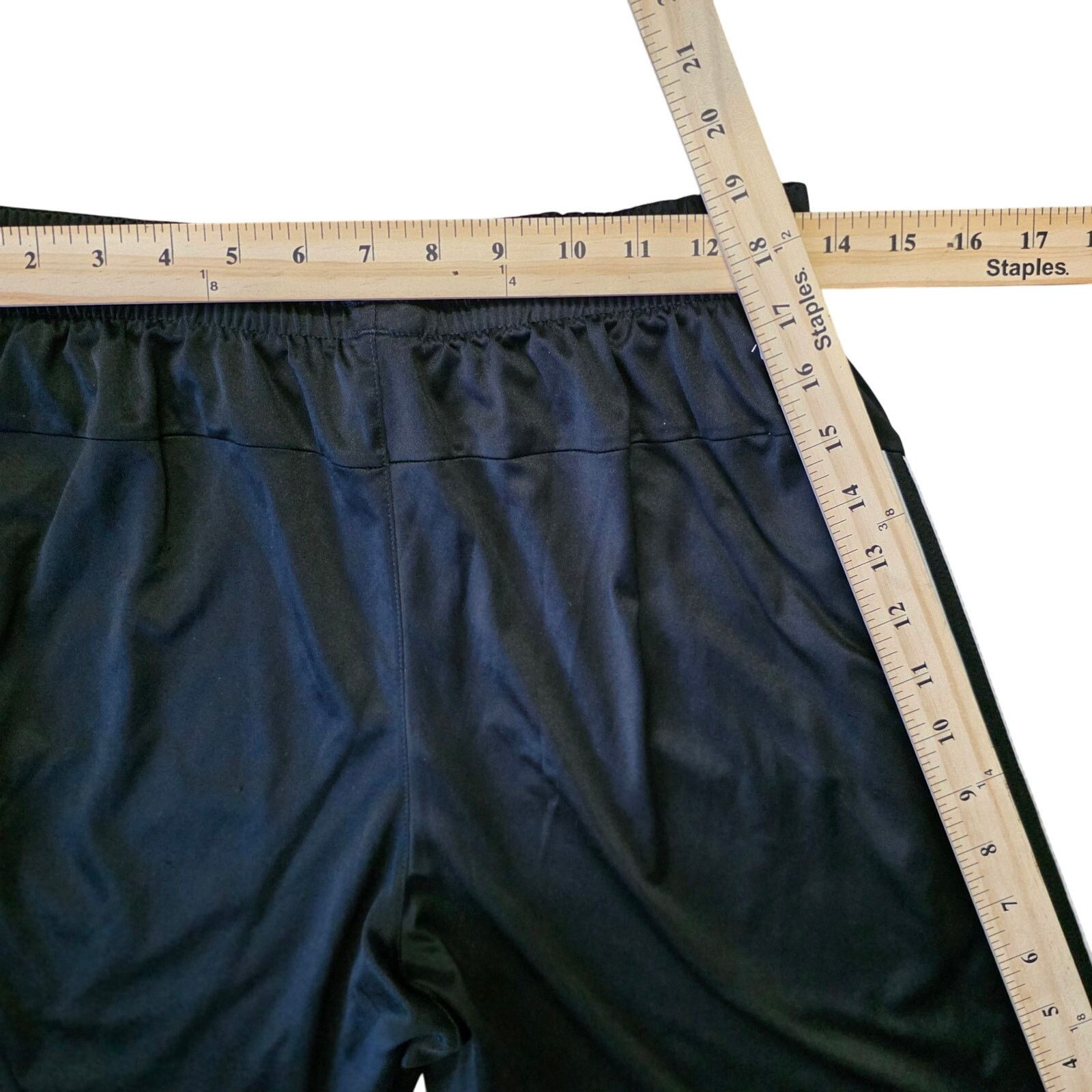 Adidas Adidas Black and White Shorts Men’s Medium Athletic Training Size US 32 / EU 48 - 5 Thumbnail