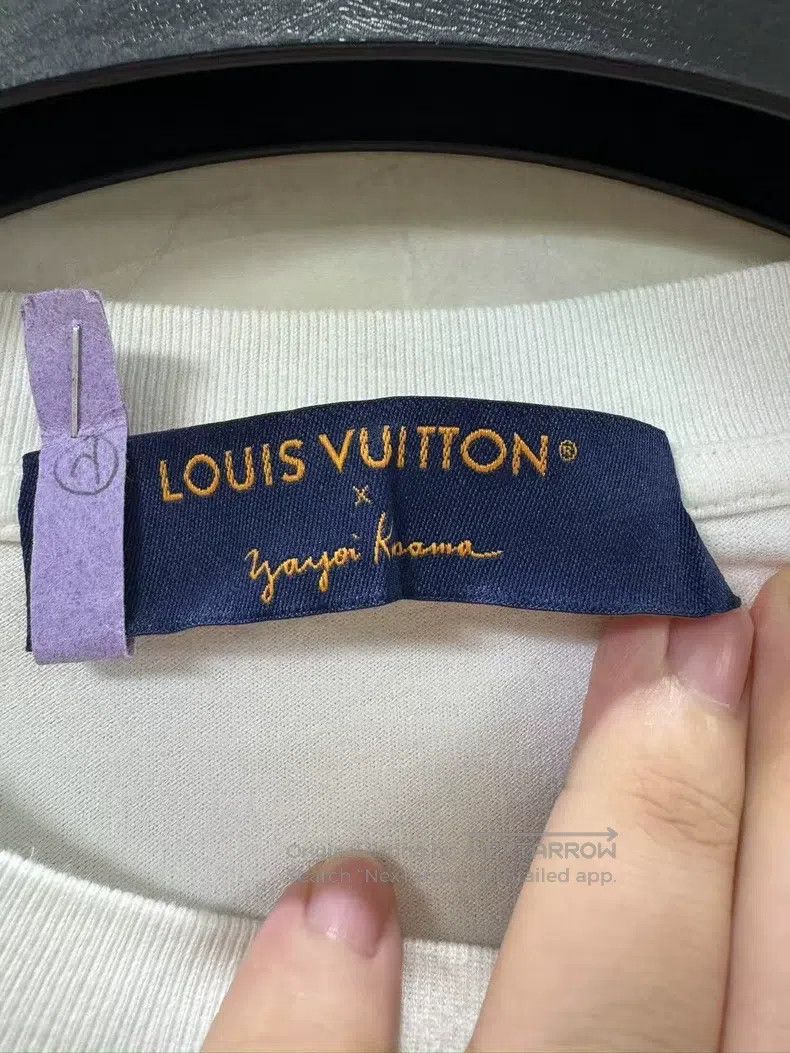 Louis Vuitton Louis Vuitton Yayoi Kusama Pumpkin Short Sleeve Size US L / EU 52-54 / 3 - 3 Thumbnail