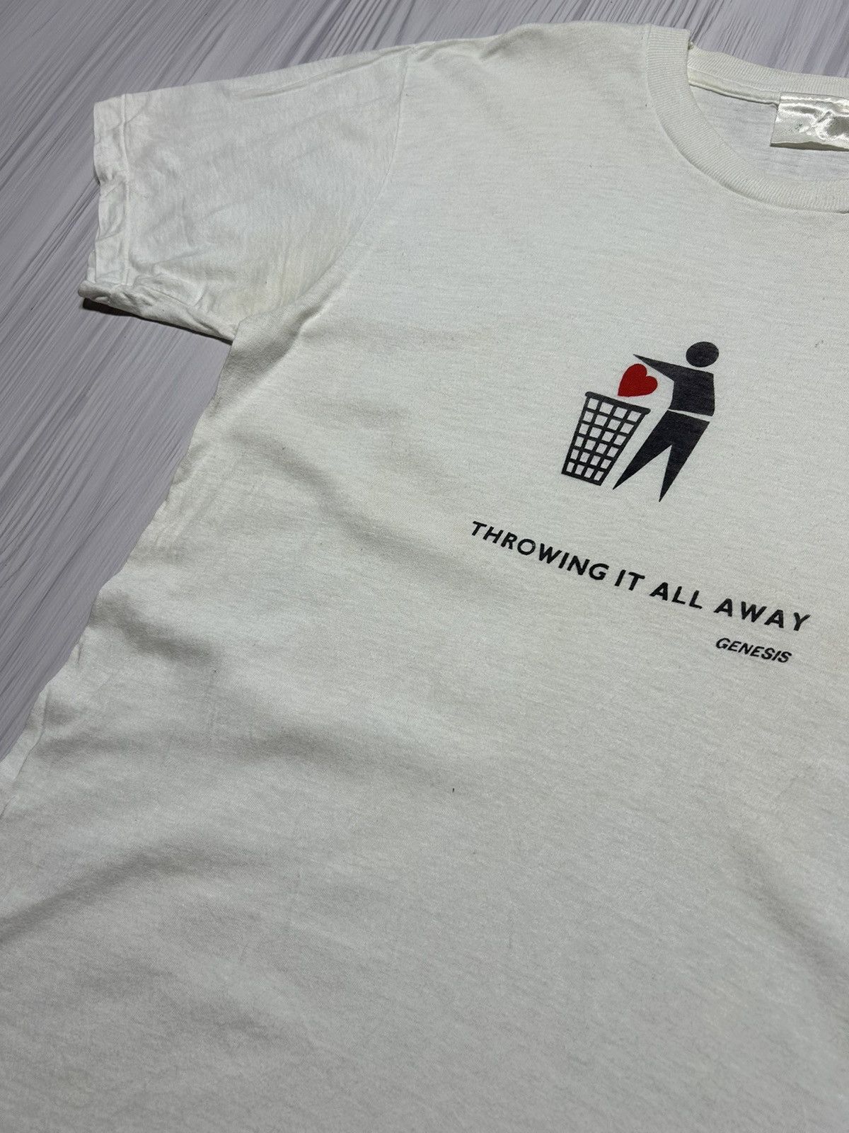Band Tees Rare! Vintage Genesis Throwing It All Away Song T-Shirt Size US M / EU 48-50 / 2 - 6 Thumbnail