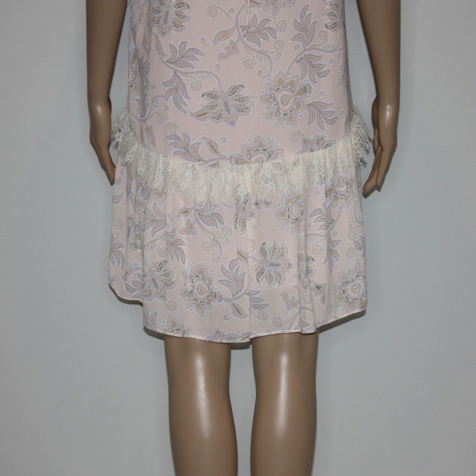 Loft Lacy Floral Flounce Dress in Light Pink NWOT $89.50 Size M / US 6-8 / IT 42-44 - 9 Thumbnail