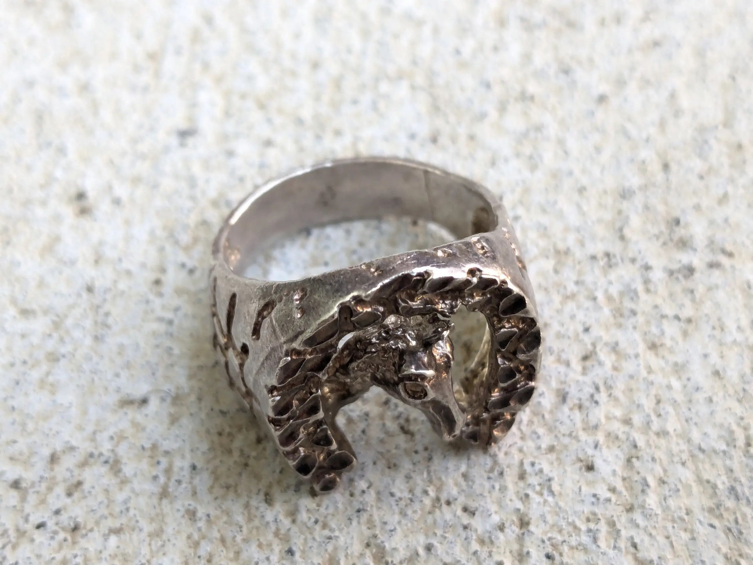 Jewelry Vintage Sterling Silver Ring Horseshoe Nugget 10.75 Size ONE SIZE - 7 Thumbnail