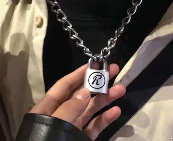 VIBE Lock Pendant Necklace Size ONE SIZE - 1 Thumbnail
