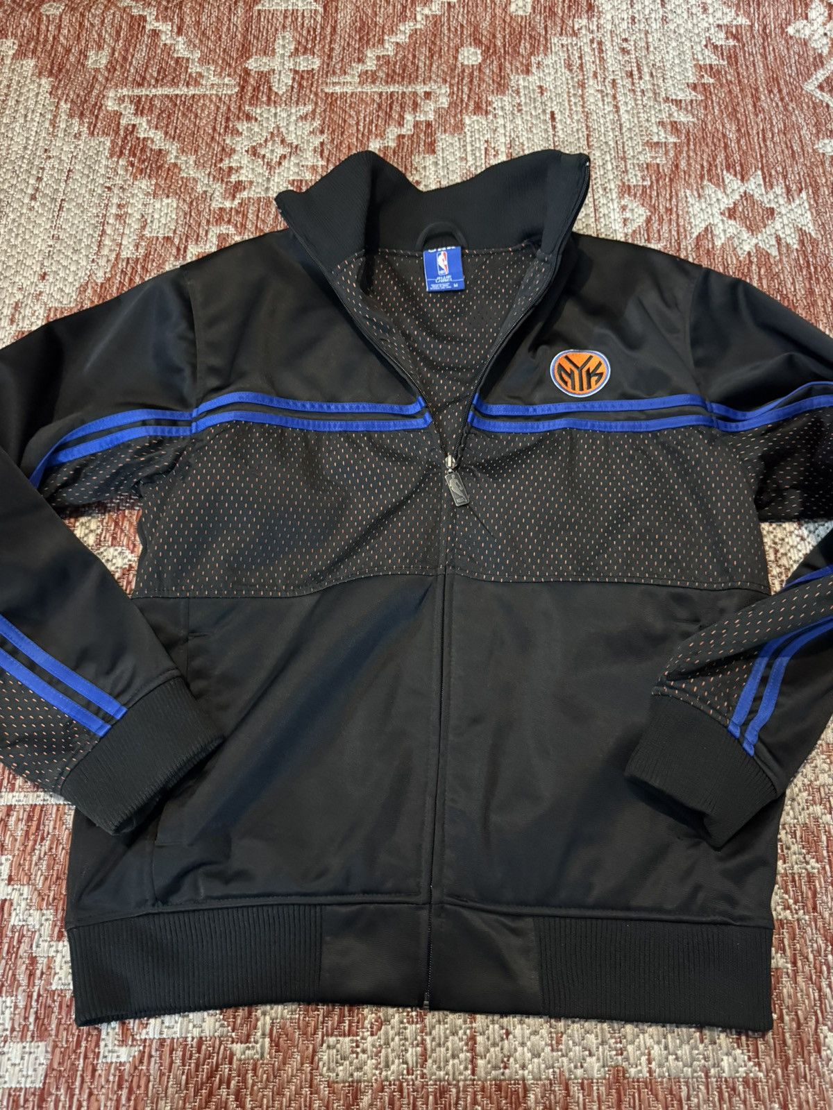 NBA New York Knicks track jacket size meduim OG black Size US M / EU 48-50 / 2 - 1 Thumbnail