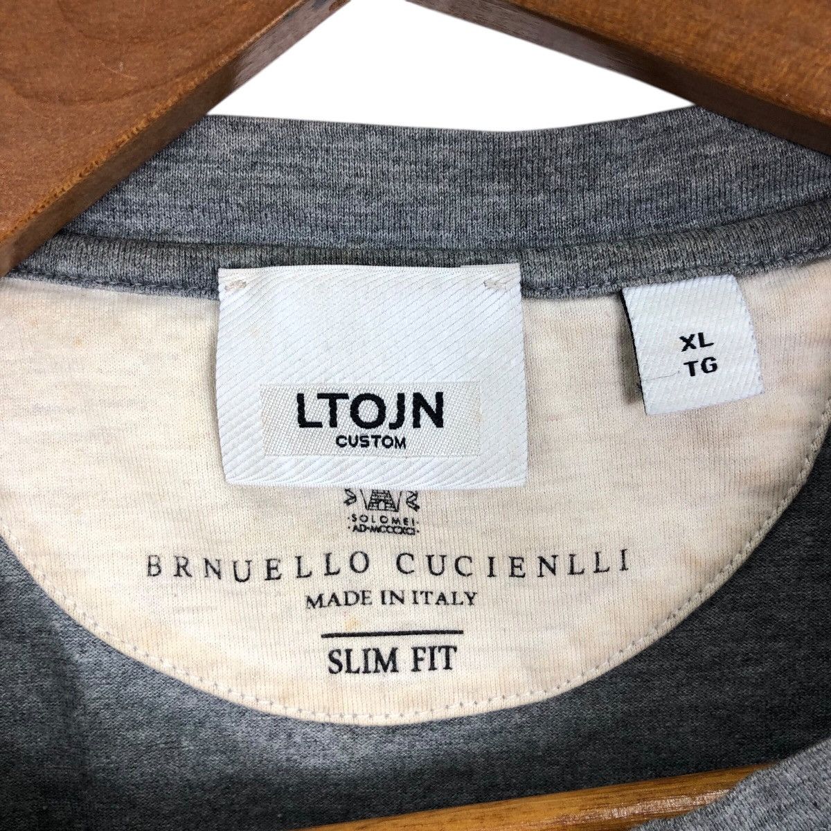 Brunello Cucinelli Brnuello Cucienlli LTOJH Custom T-Shirt Italy Size US XL / EU 56 / 4 - 5 Thumbnail