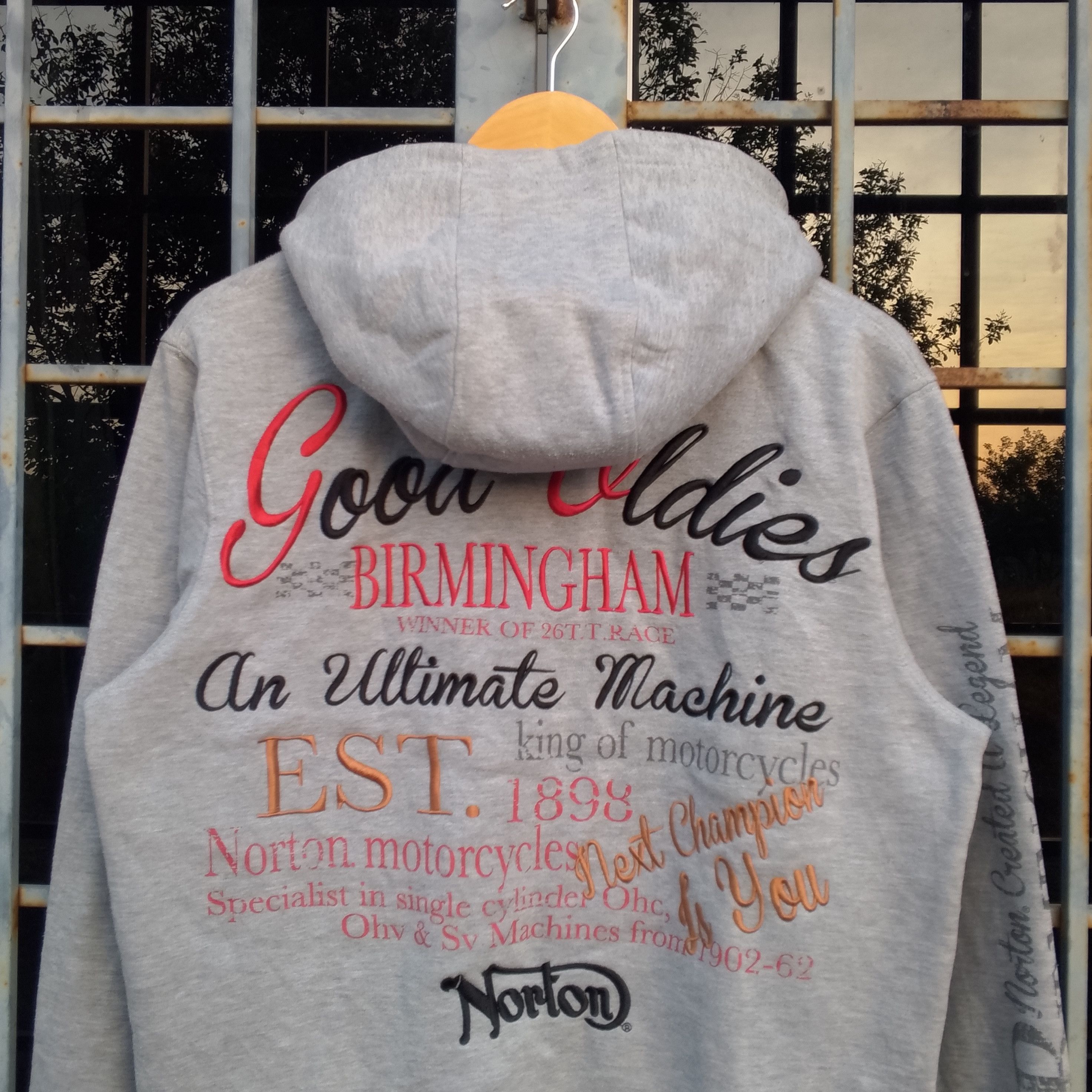 Norton Norton Motorcycle Rockers Speed Club Zip Up Hoodie Size US L / EU 52-54 / 3 - 4 Thumbnail