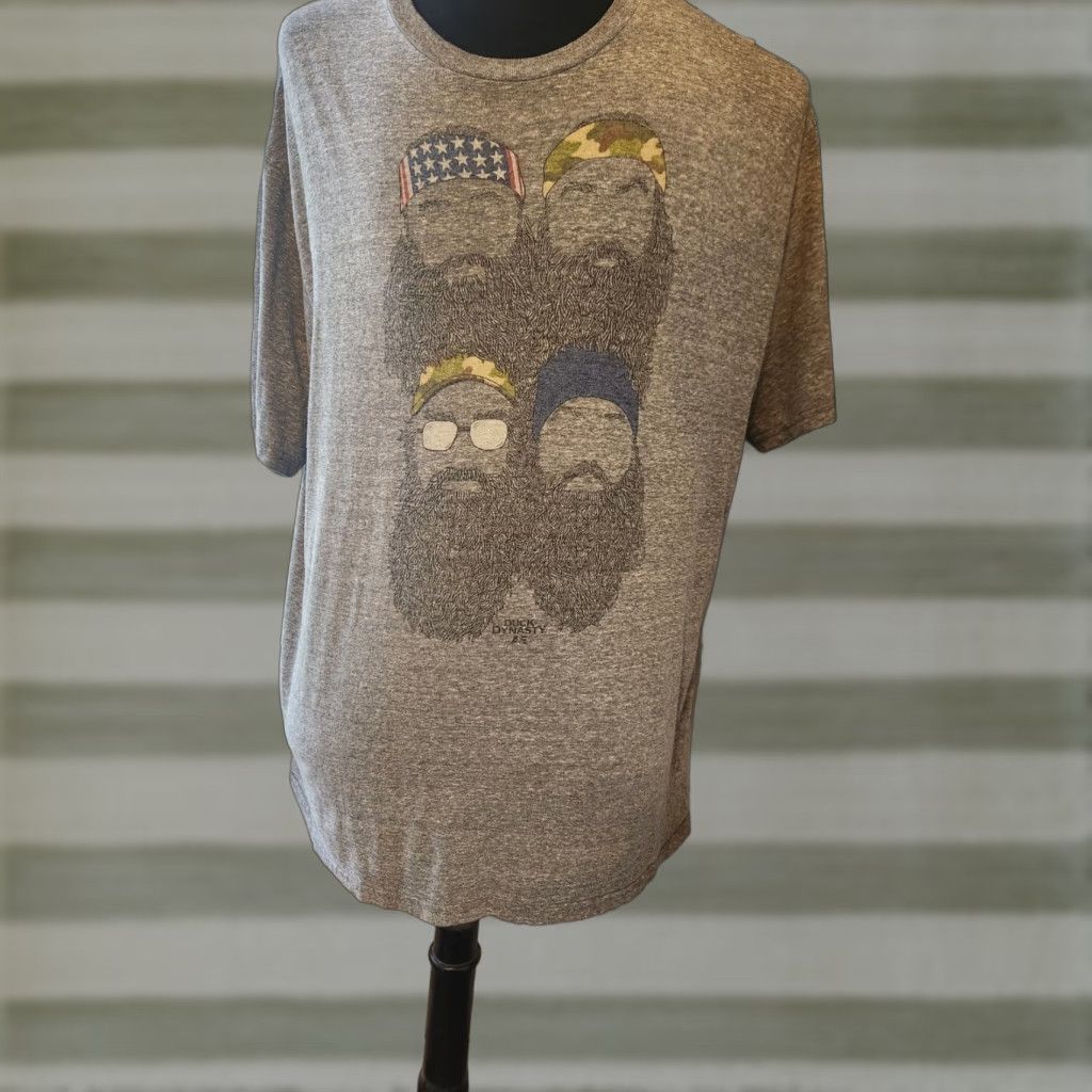 Vintage Duck Dynasty Men's T-Shirt 2XL Heather Gray Short Sleeve Beards Camo Graphic Tee Shirt Graphic Print Crazy Duck Dynasty TV Theme Mens Size US XXL / EU 58 / 5 - 1 Thumbnail