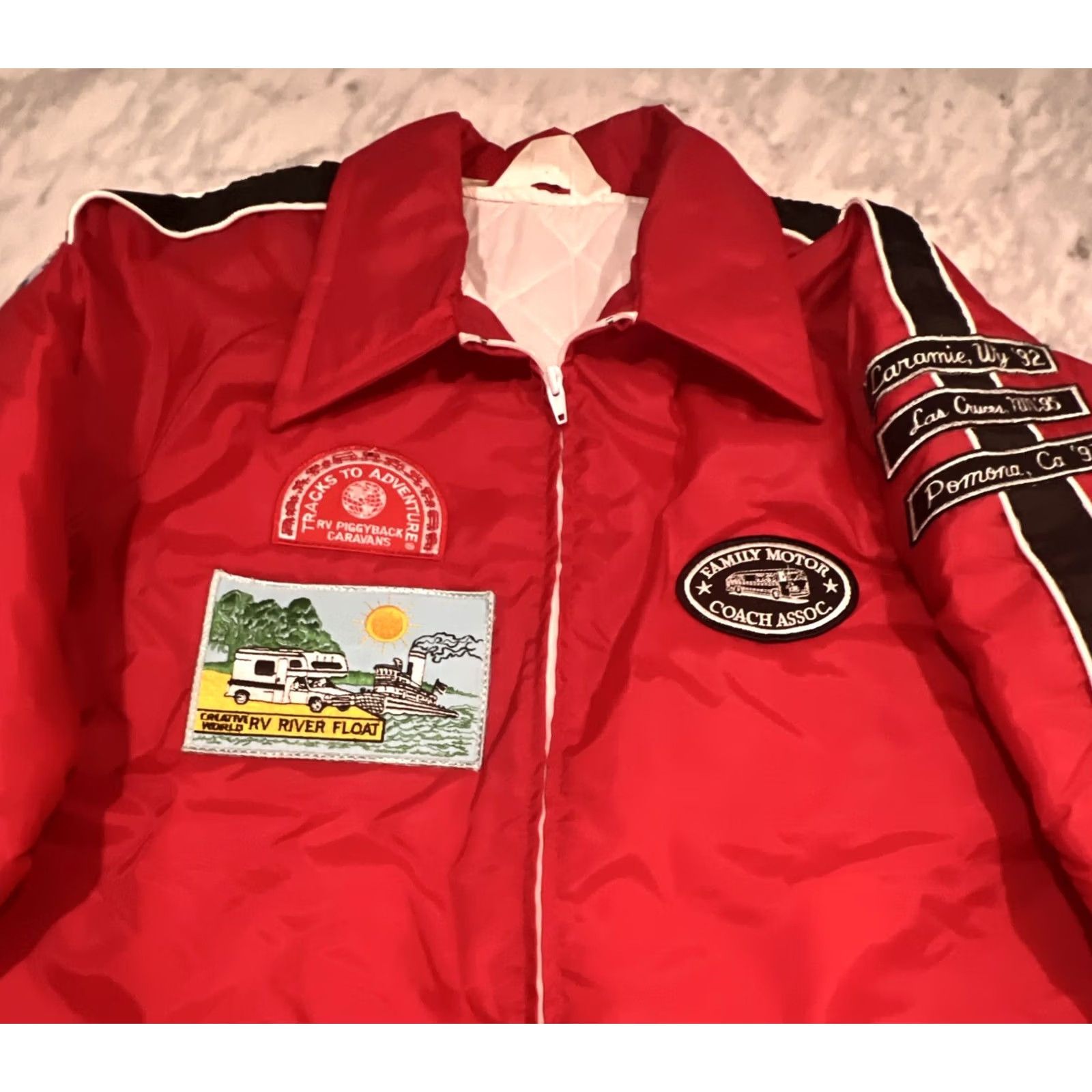 Salem Sportswear VINTAGE GEM Sportswear Jacket Men Large Red Windbreaker Full Zip Patches Travel Outdoor USA Size US L / EU 52-54 / 3 - 2 Thumbnail