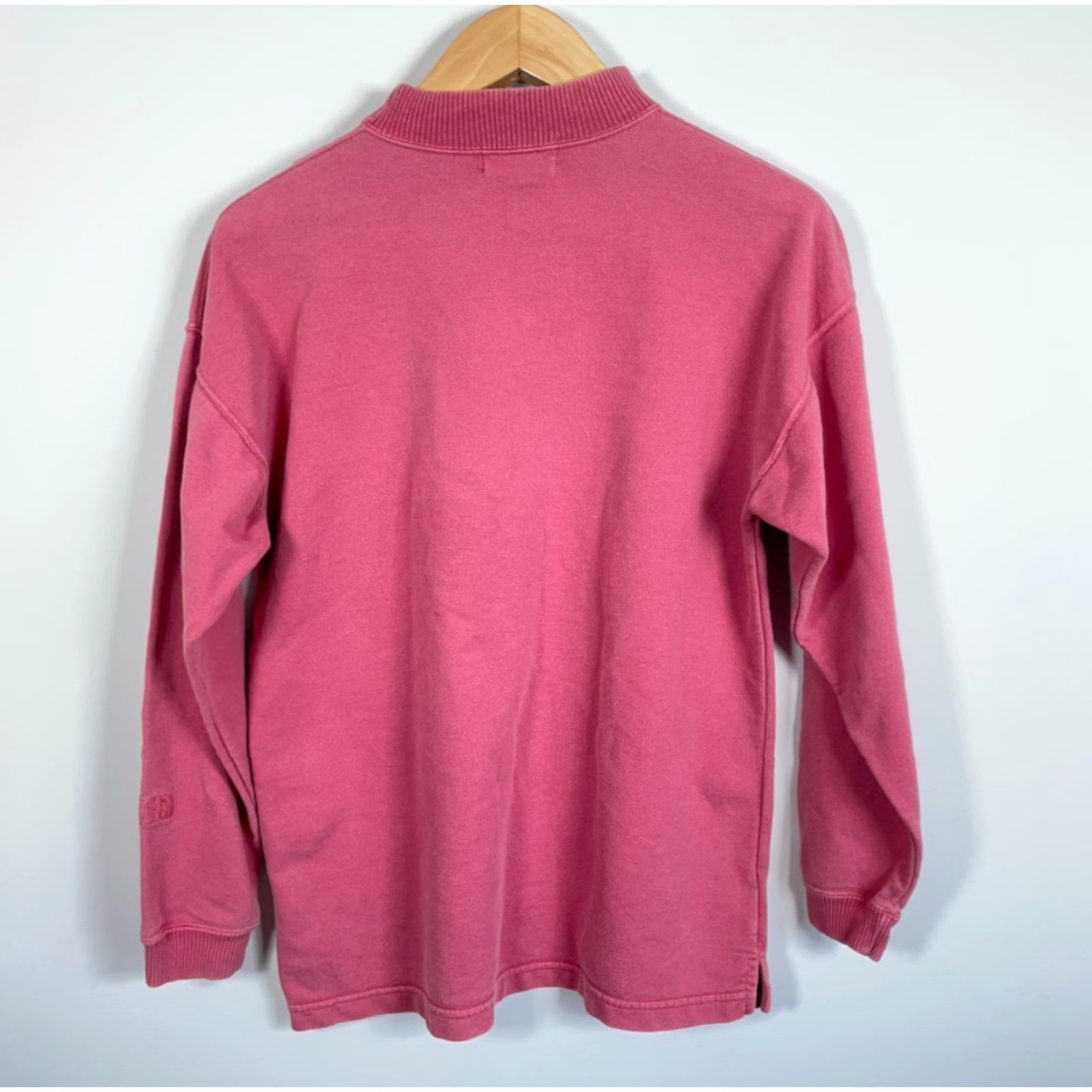 The North Face VTG The North Face Sweatshirt Women’s Medium Pink Mock Neck United States Made 90s Pullover Raglan Sleeve Crew Neck Cotton Polyester Blend VINTAGE Size M / US 6-8 / IT 42-44 - 2 Thumbnail