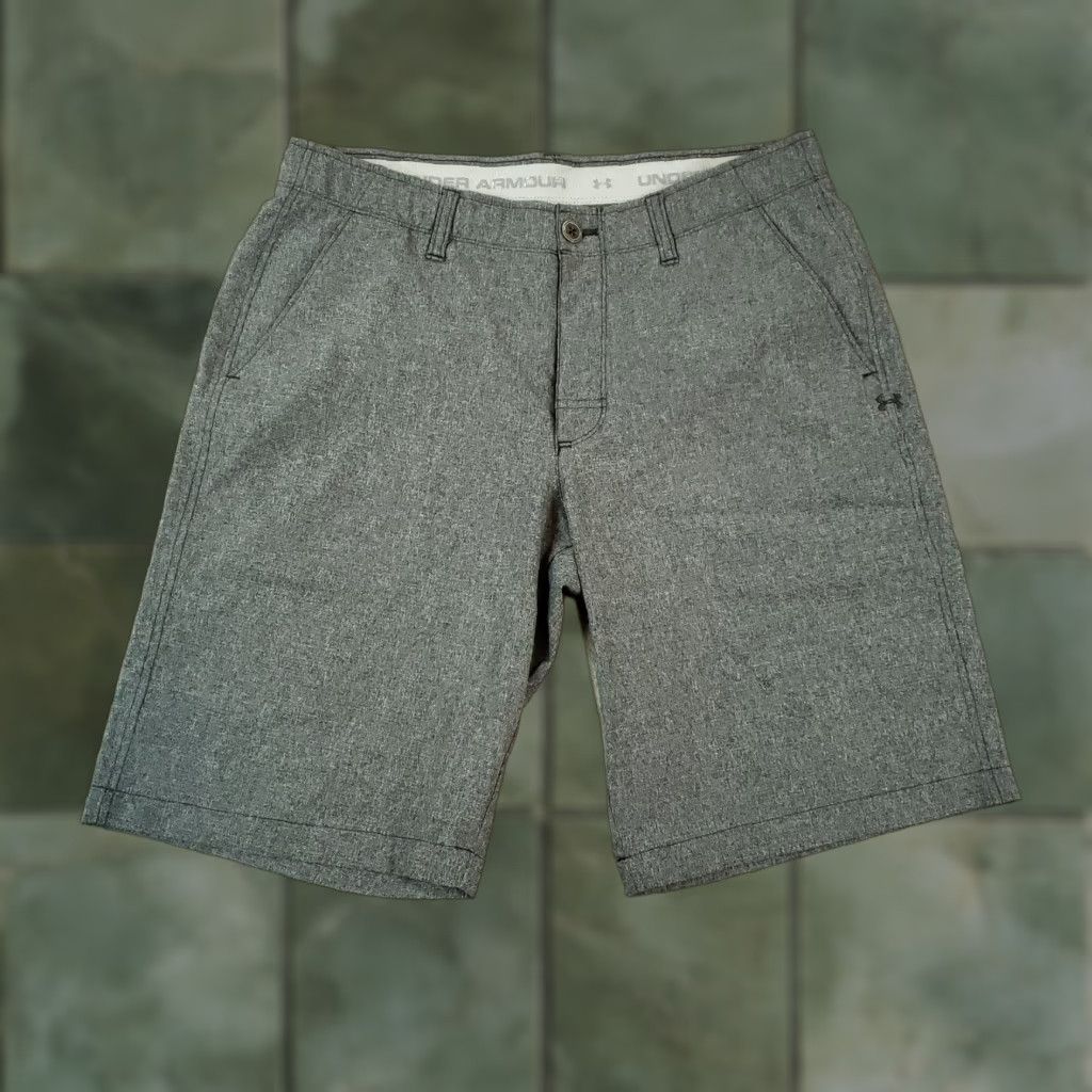 Under Armour Under Armour Shorts Mens 34 Gray Flat Front Chino Loose Regular Inseam 10 in Polyester Casual Travel Mens Gray Front Type: Flat Front Waist 34 Size 34 Size US S / EU 44-46 / 1 - 1 Thumbnail
